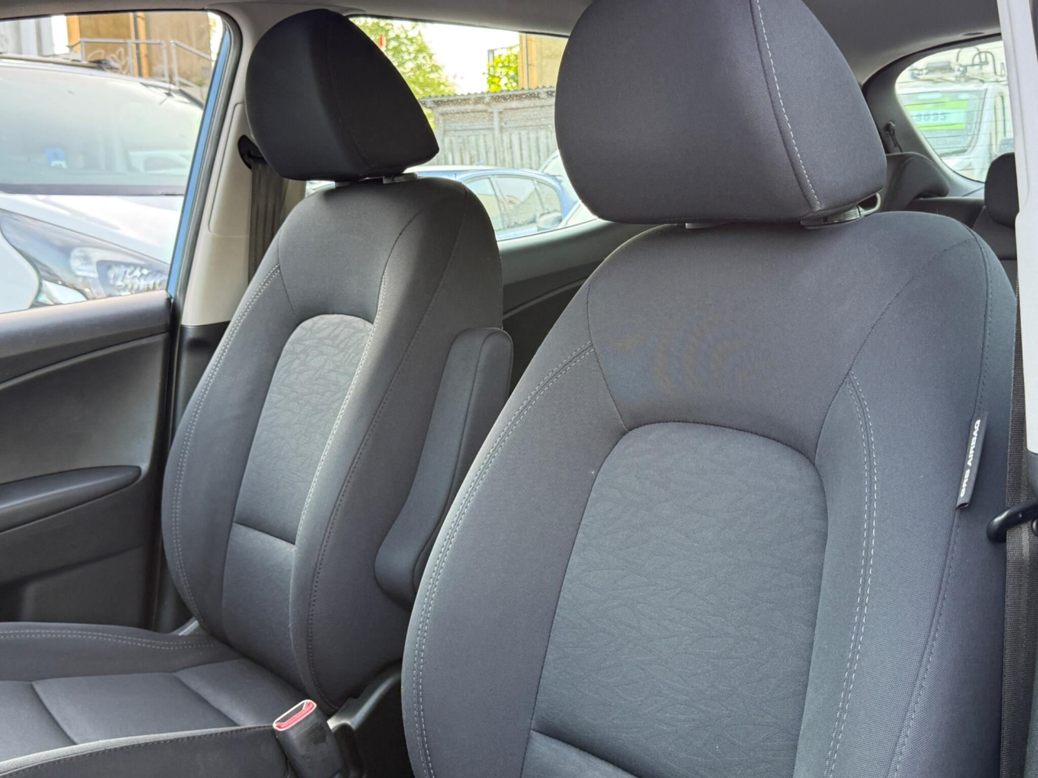 Hyundai ix20 - Image 51