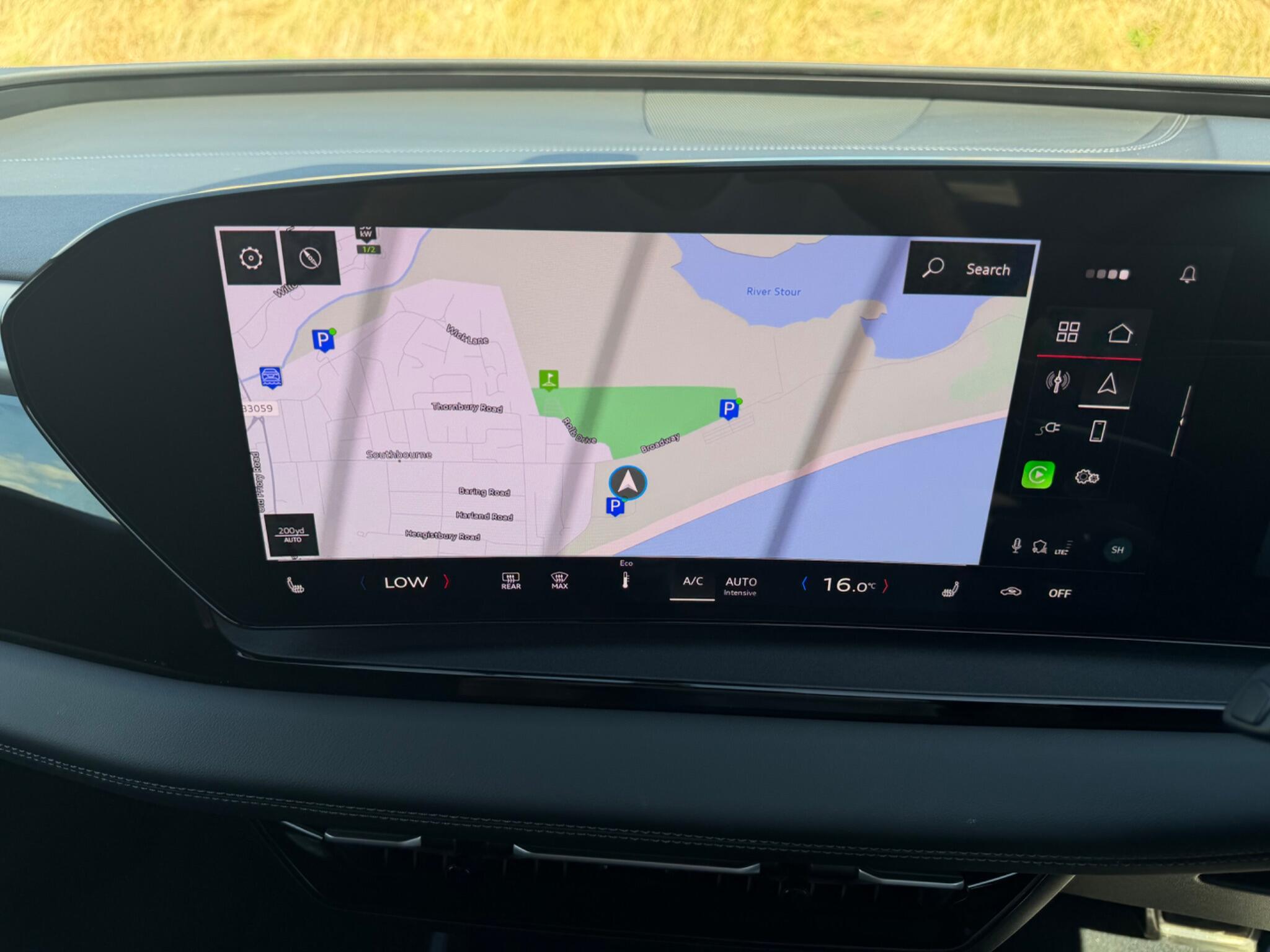 Audi E-Tron view 30