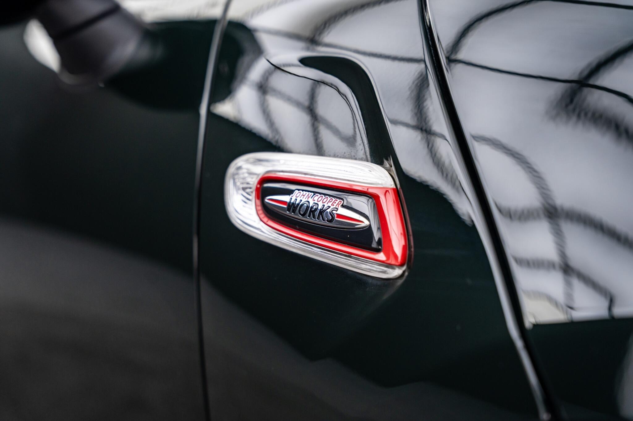 MINI Convertible view 32