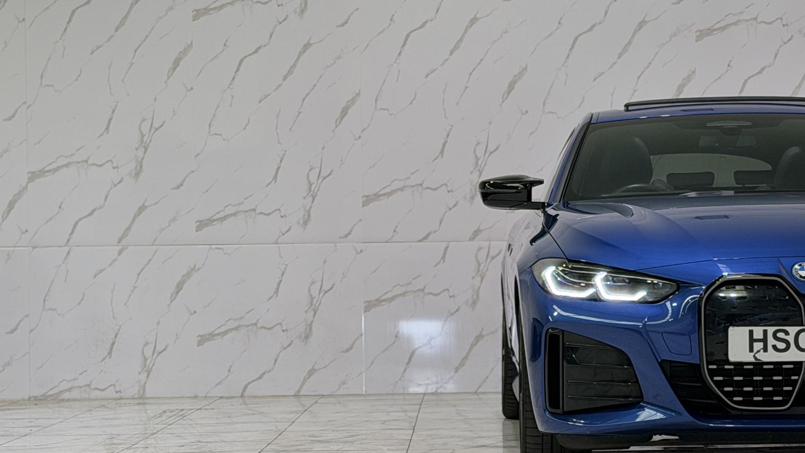 BMW i4 view 35