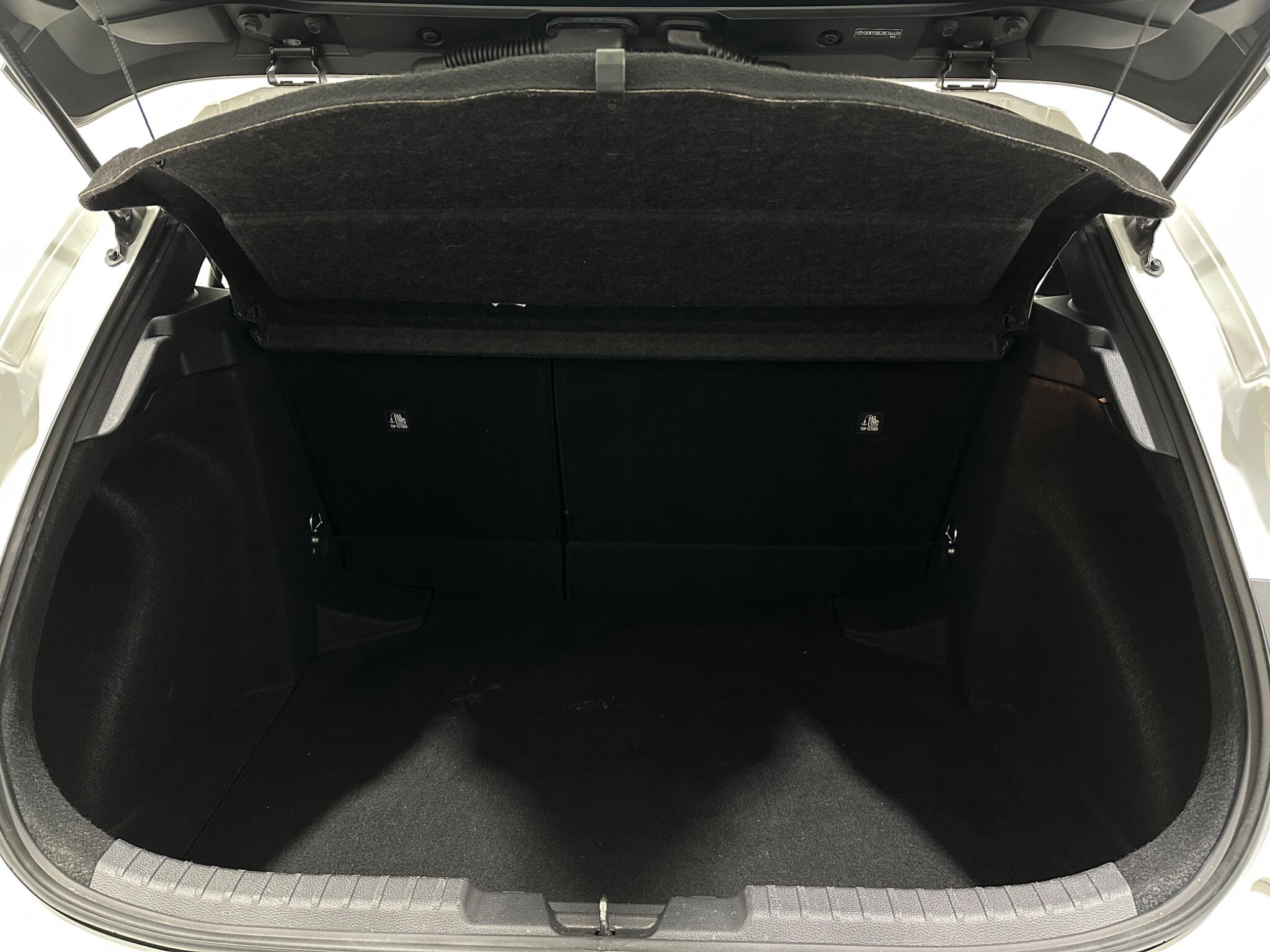 Toyota Corolla view 47