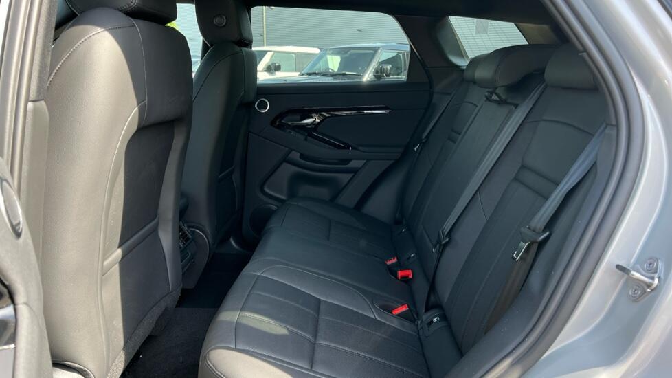 Land Rover Range Rover Evoque view 4