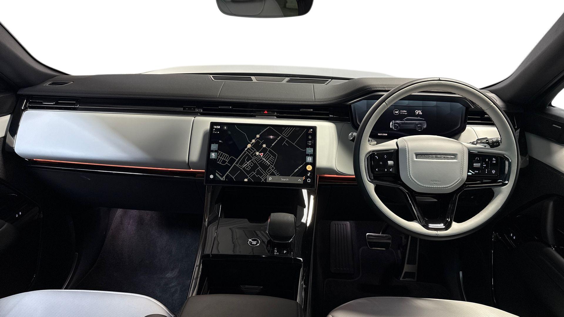 Land Rover Range Rover Sport view 9