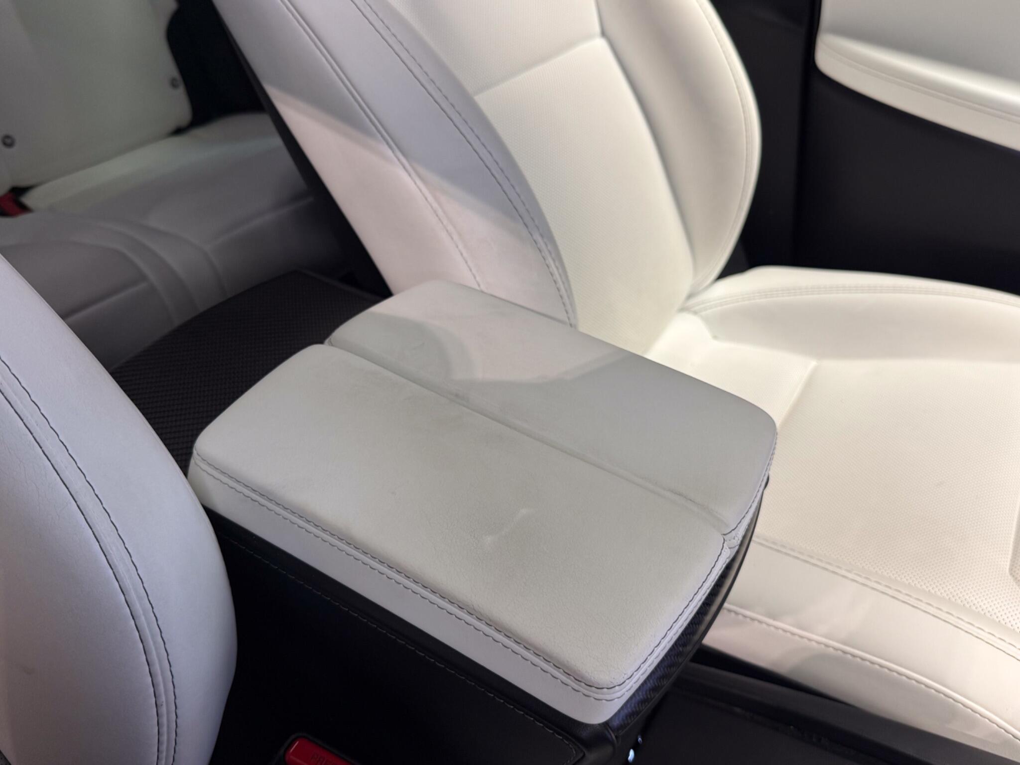 Tesla Model X view 33