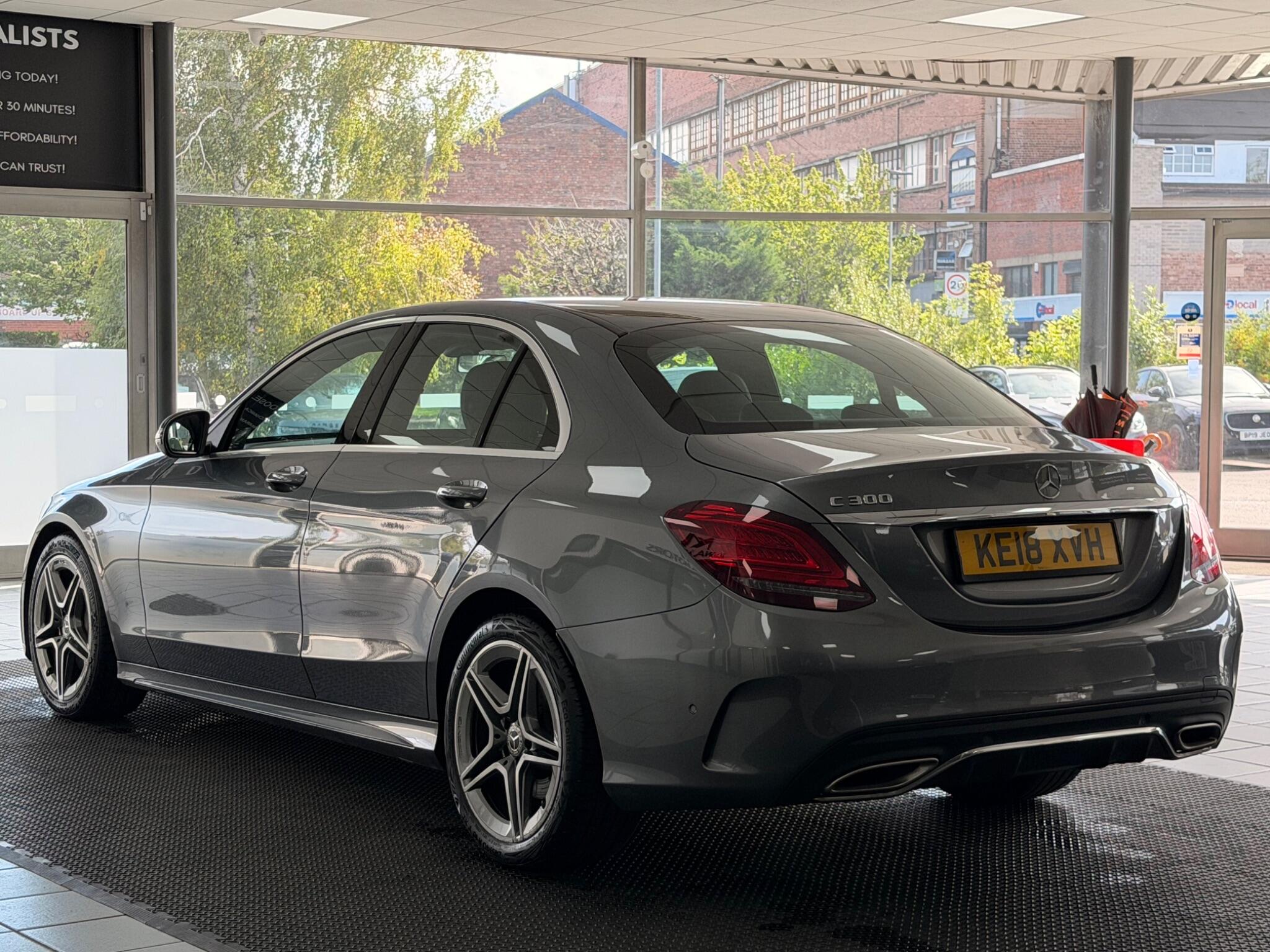 Mercedes-Benz C-Class view 7