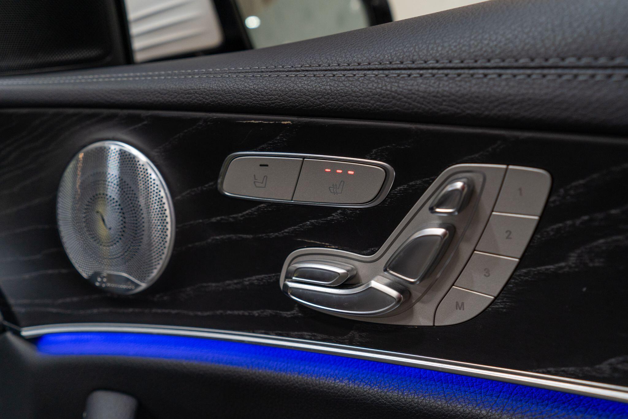 Mercedes-Benz E-Class view 20