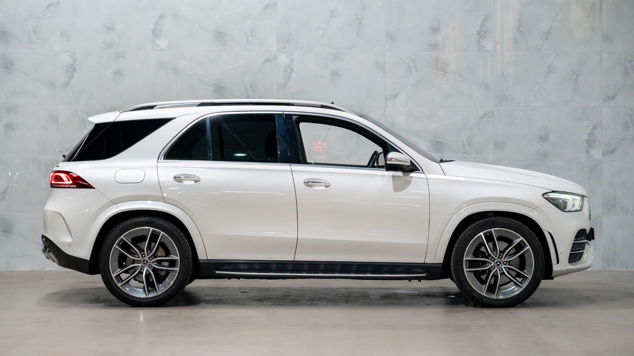Mercedes-Benz GLE view 9