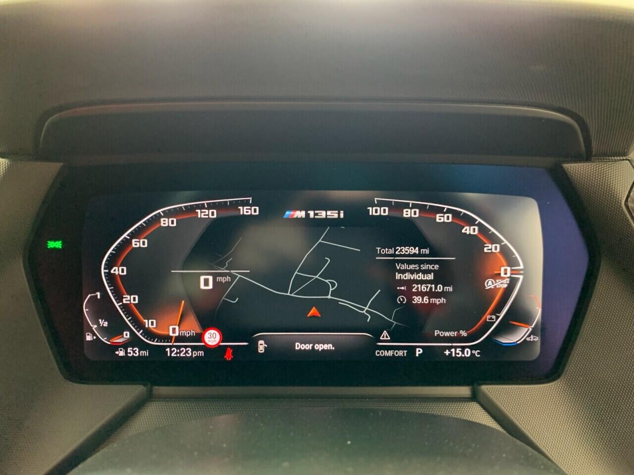 BMW 1 Series view 38