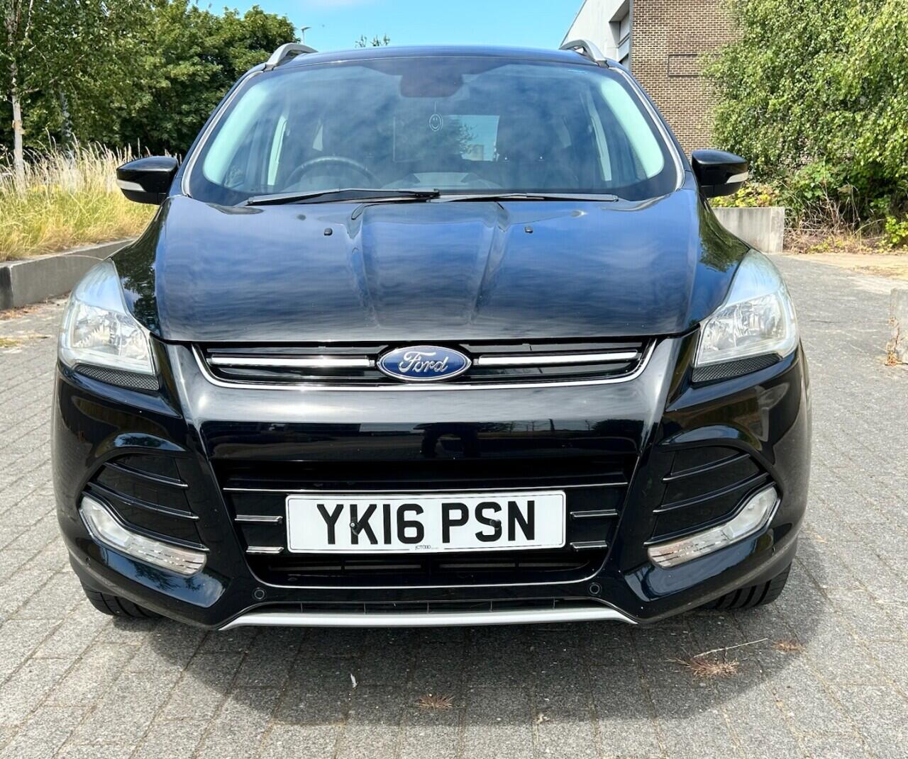 Ford Kuga view 5