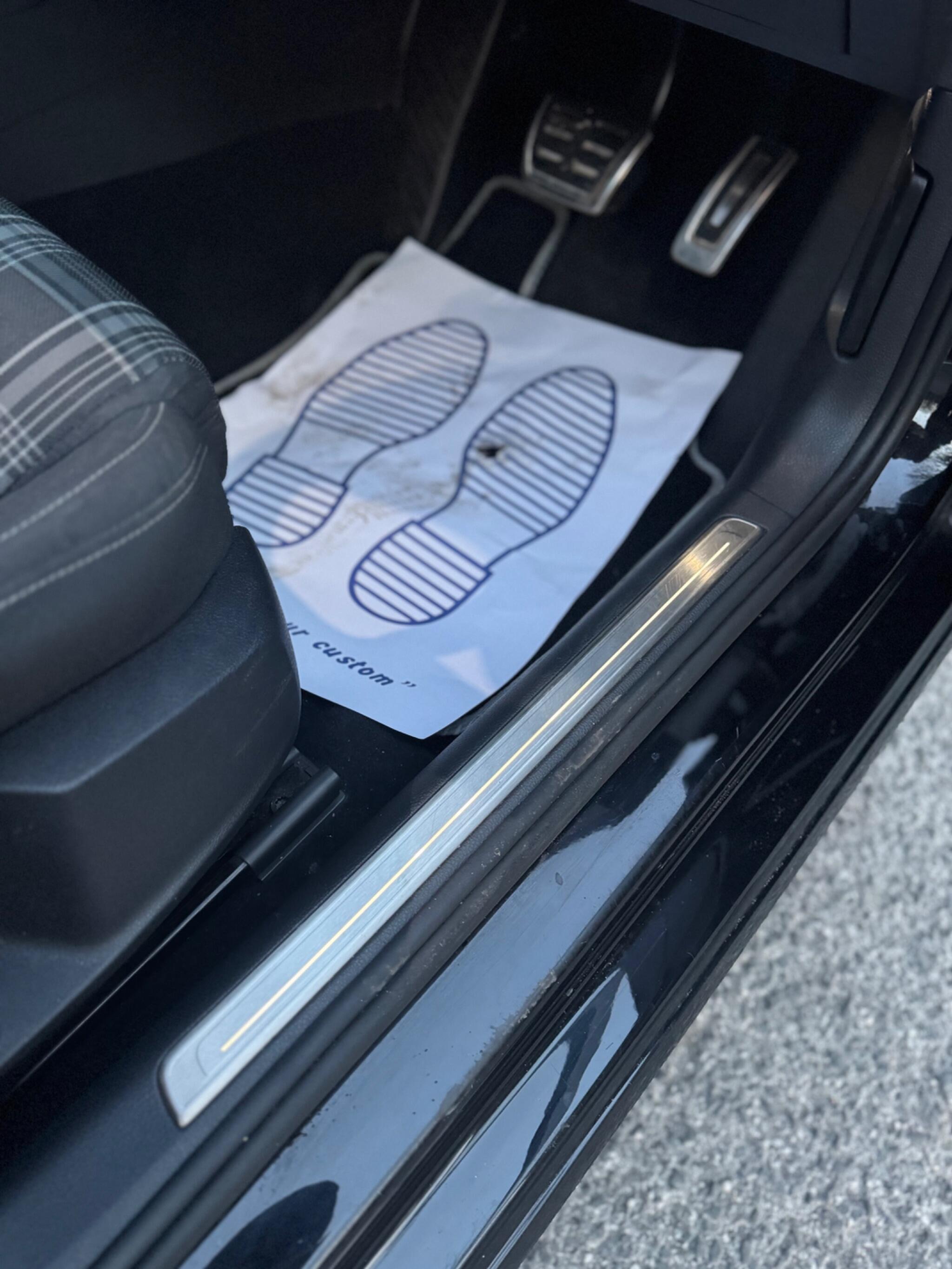 2016 Volkswagen Golf 2.0 TDI BlueMotion Tech GTD DSG Euro 6 (s/s) 5dr image 10