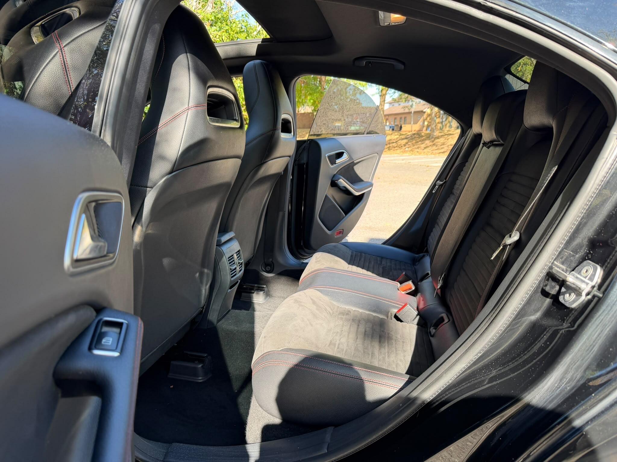Mercedes-Benz Cla view 20