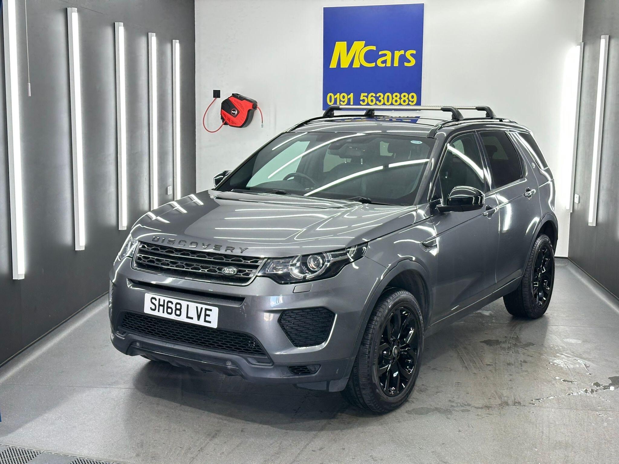 Land Rover Discovery Sport view 5