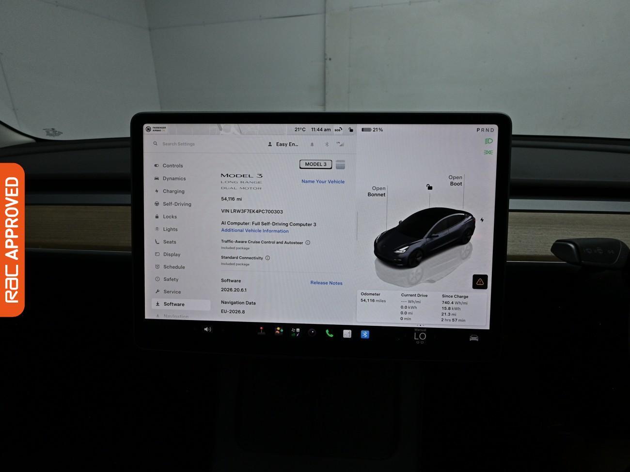Tesla Model 3 view 11