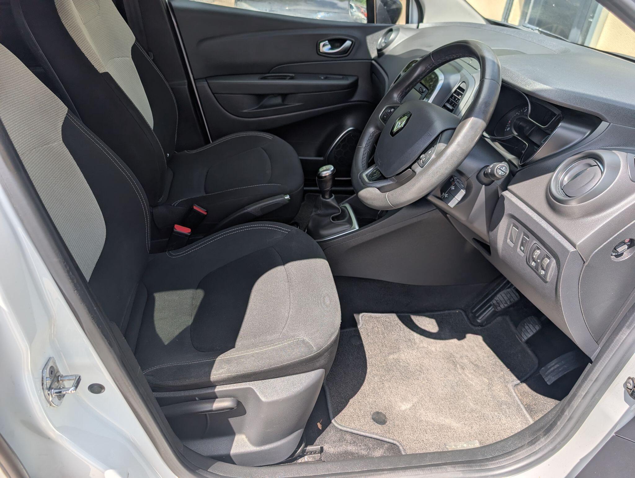 Renault Captur view 14
