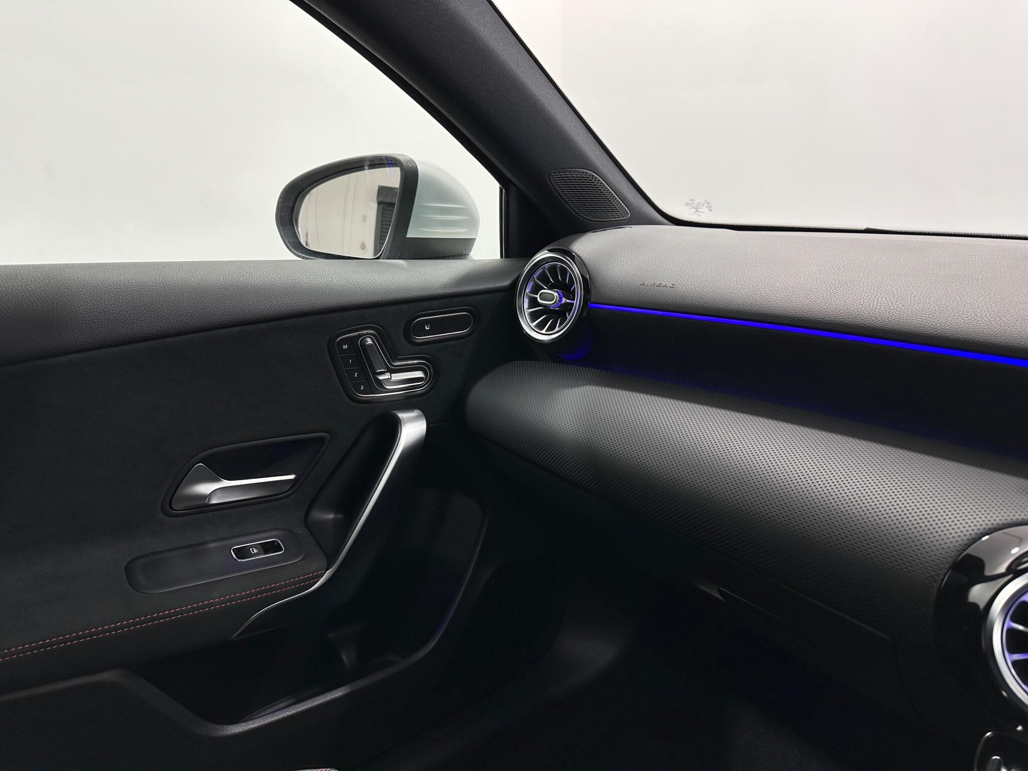 Mercedes-Benz A Class view 28