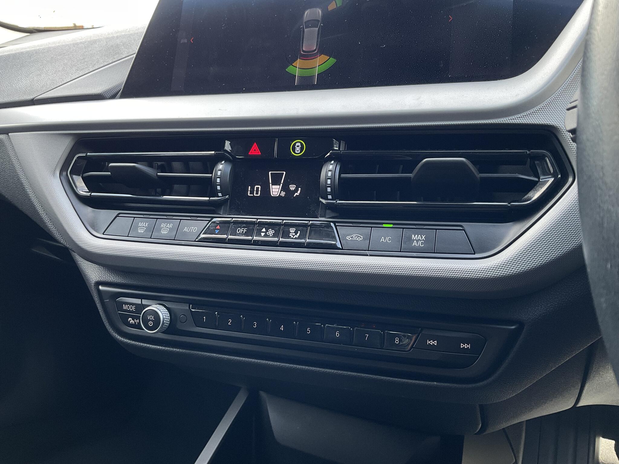 BMW 1 Series view 35