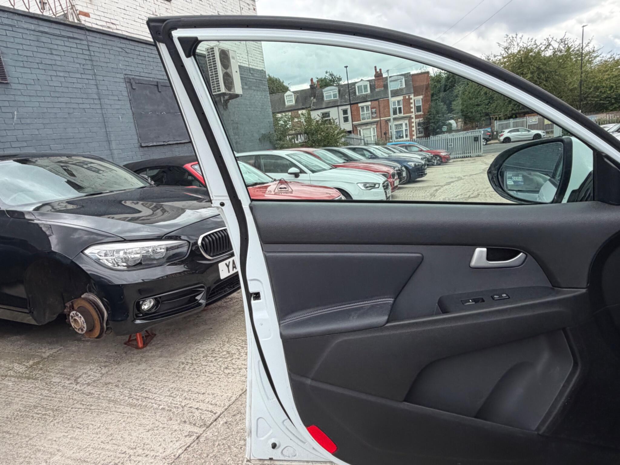 Kia Sportage view 15