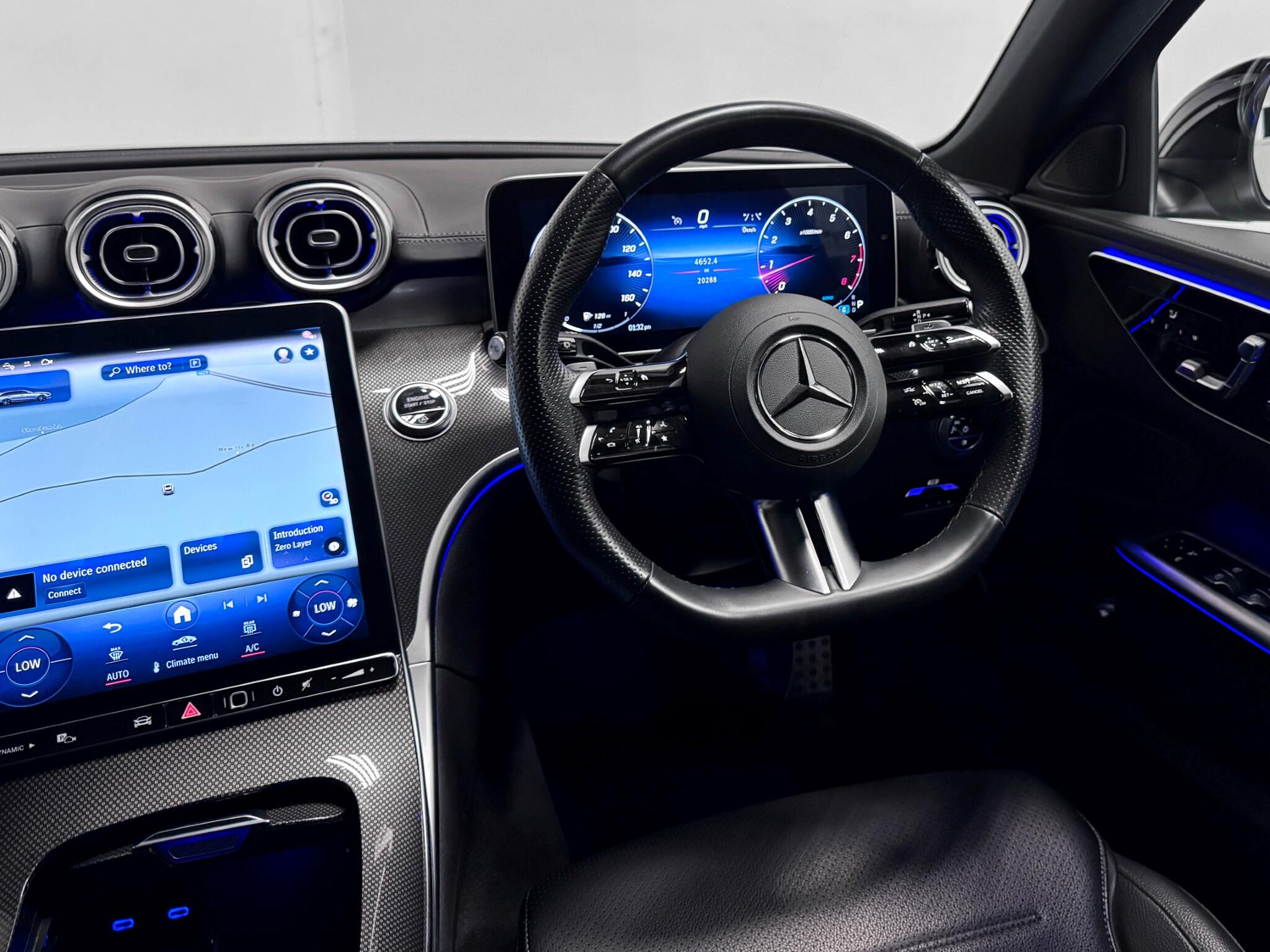 Mercedes-Benz C-Class view 17