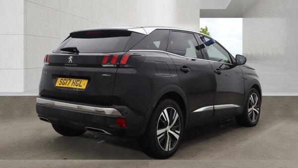 Peugeot 3008 view 4