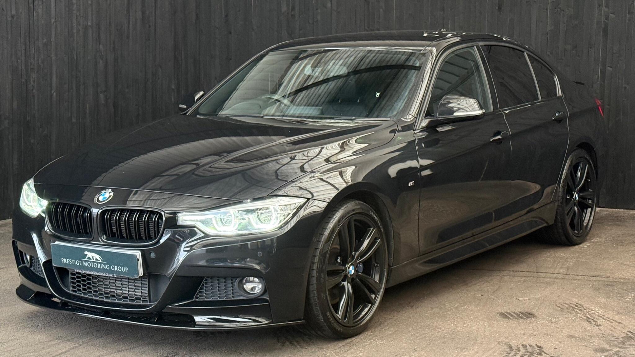 BMW 3 Series view 4