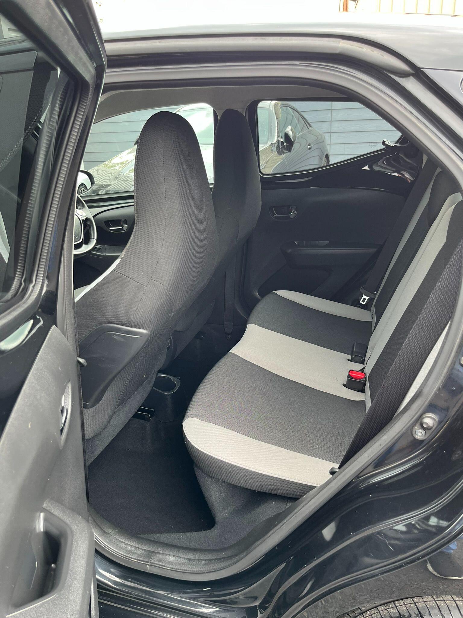 Toyota Aygo view 30