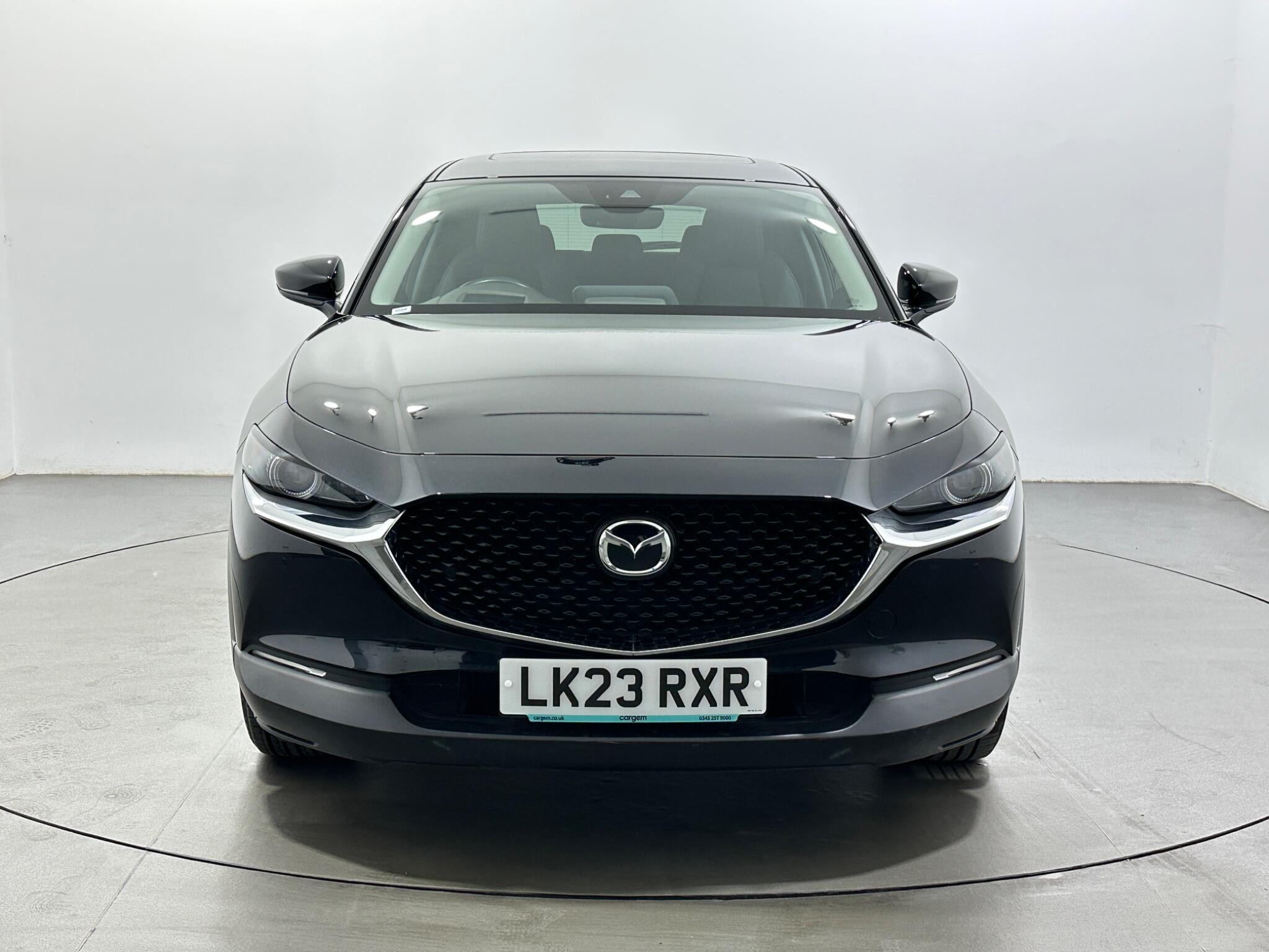 Mazda CX-30 view 3