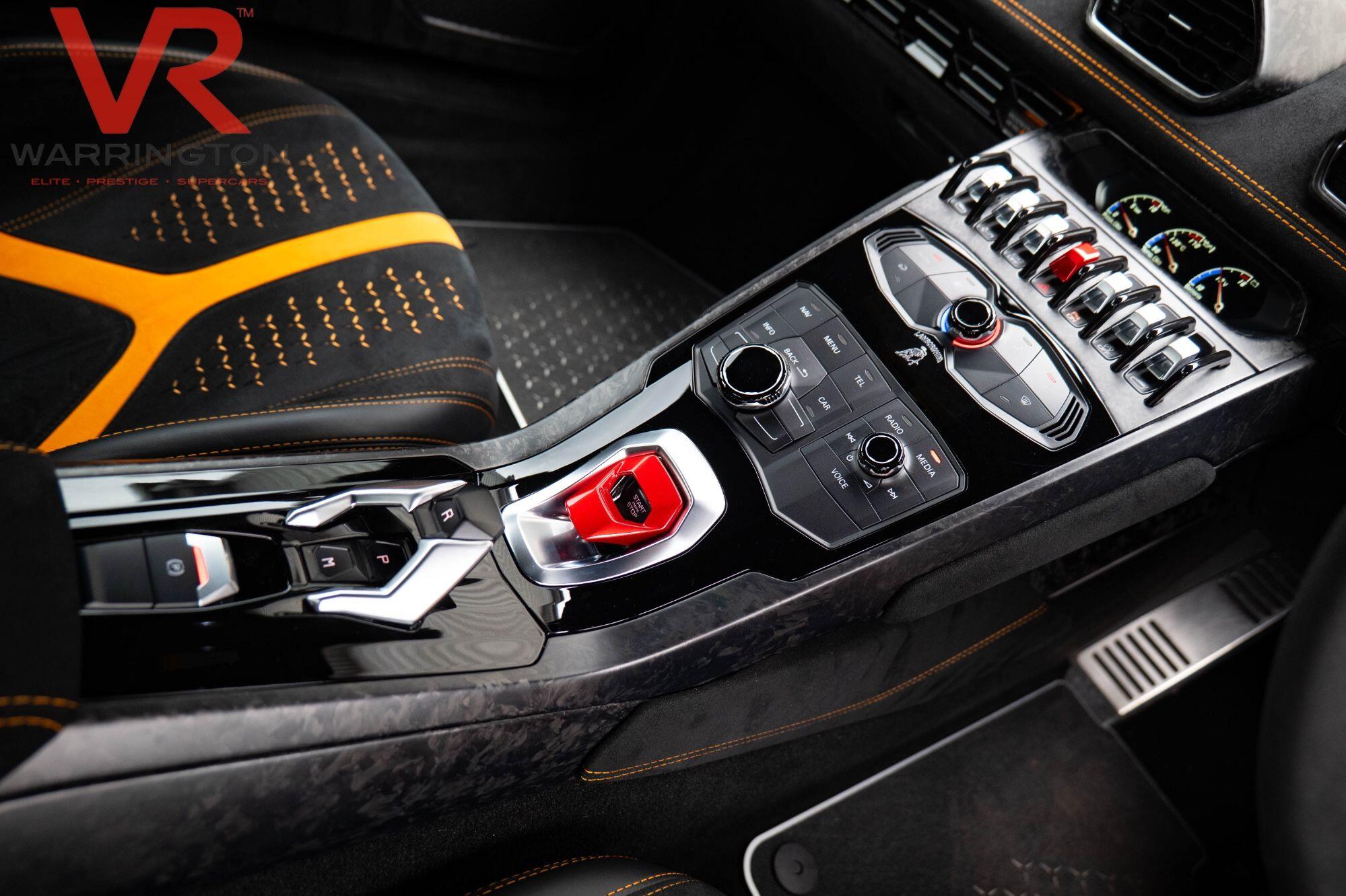 Lamborghini Huracan view 27