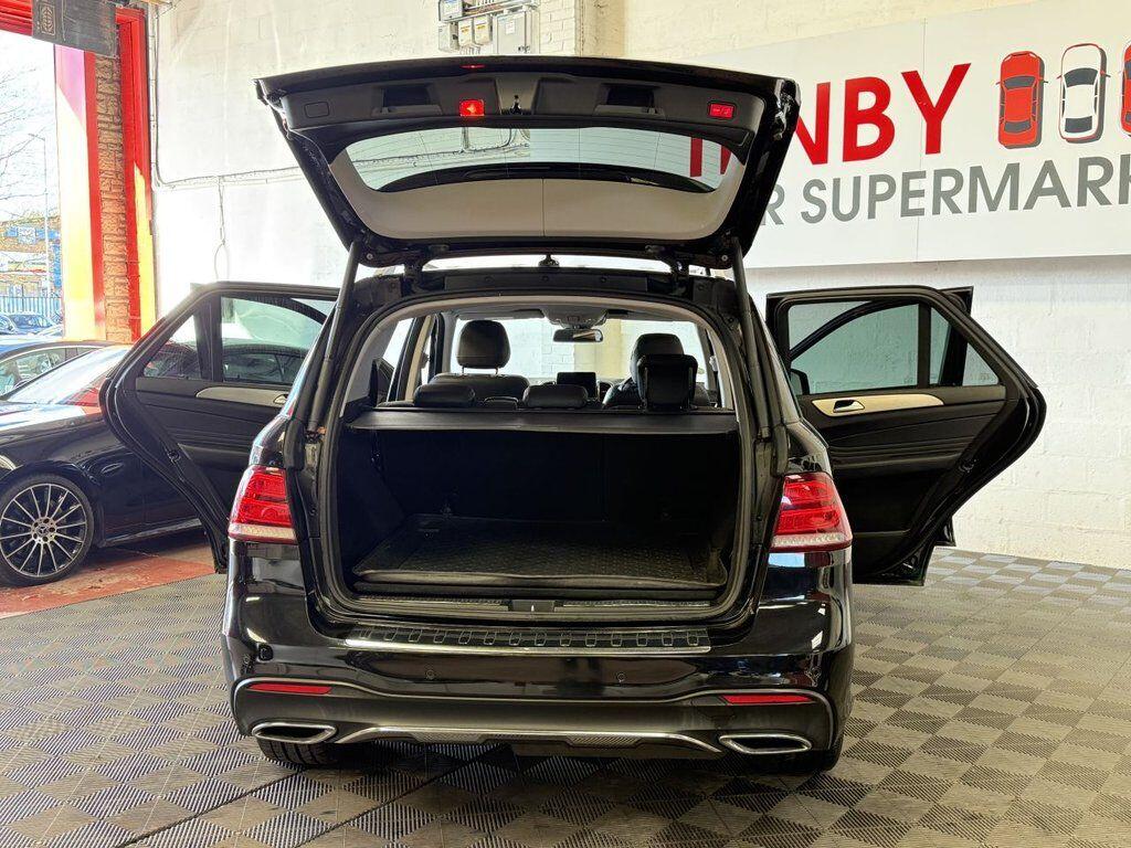 Mercedes-Benz Gle view 15