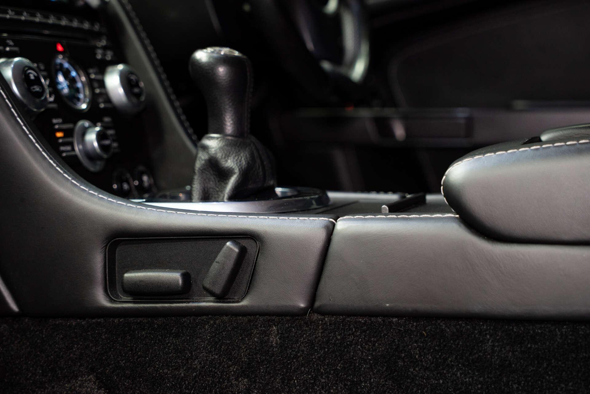 Aston Martin Vantage view 23