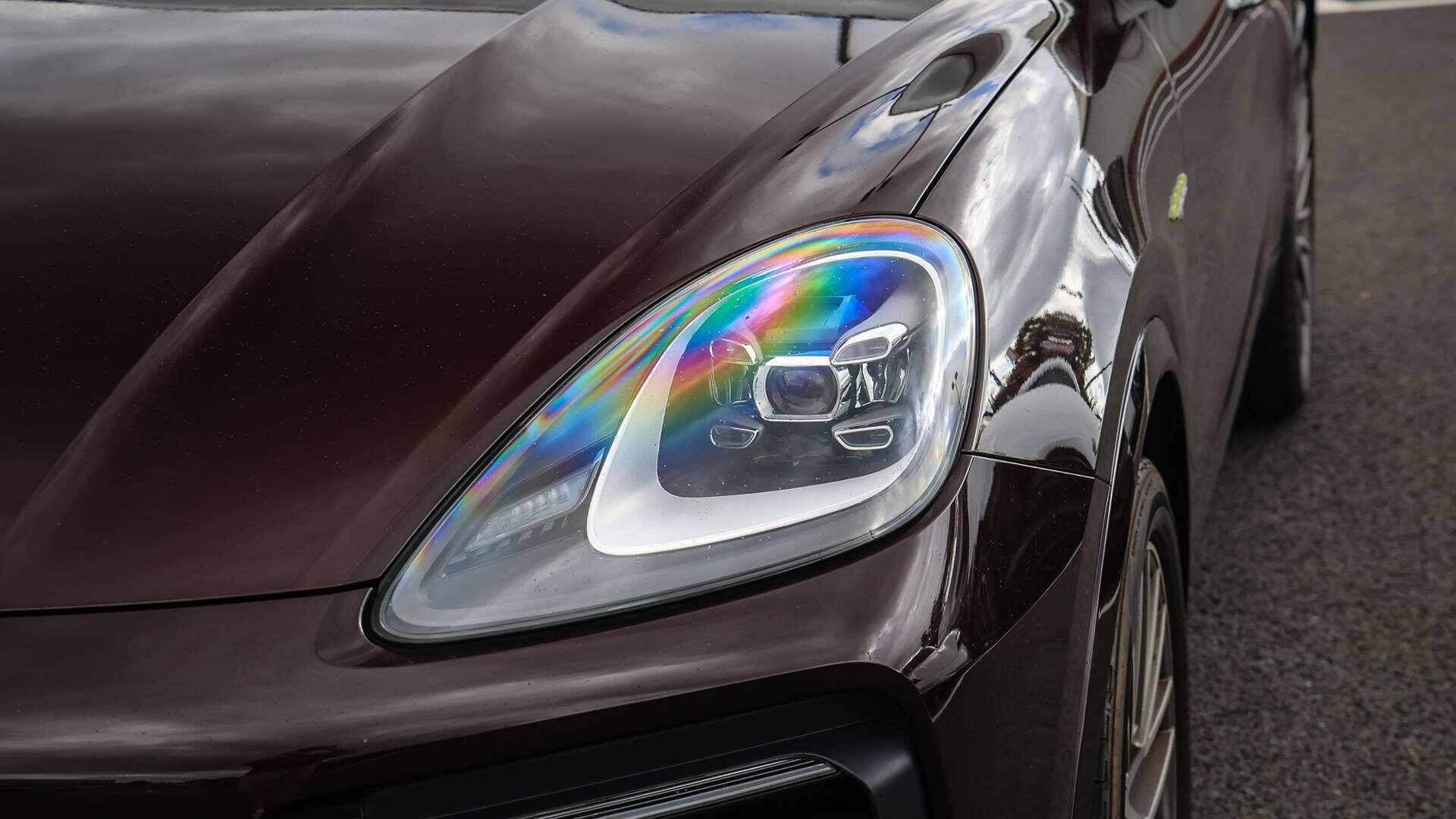 Porsche Cayenne view 34