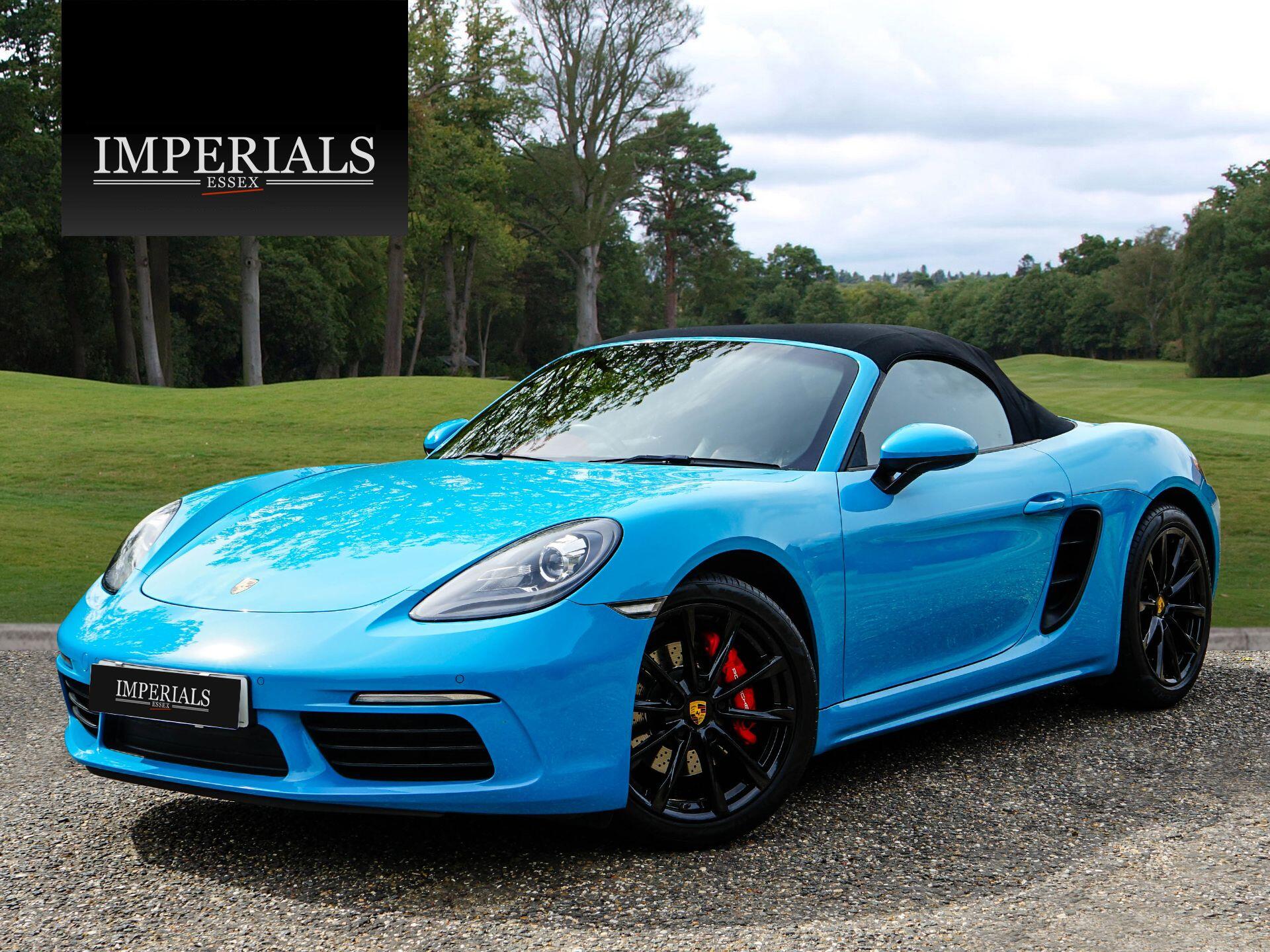 Porsche 718 Boxster view 35