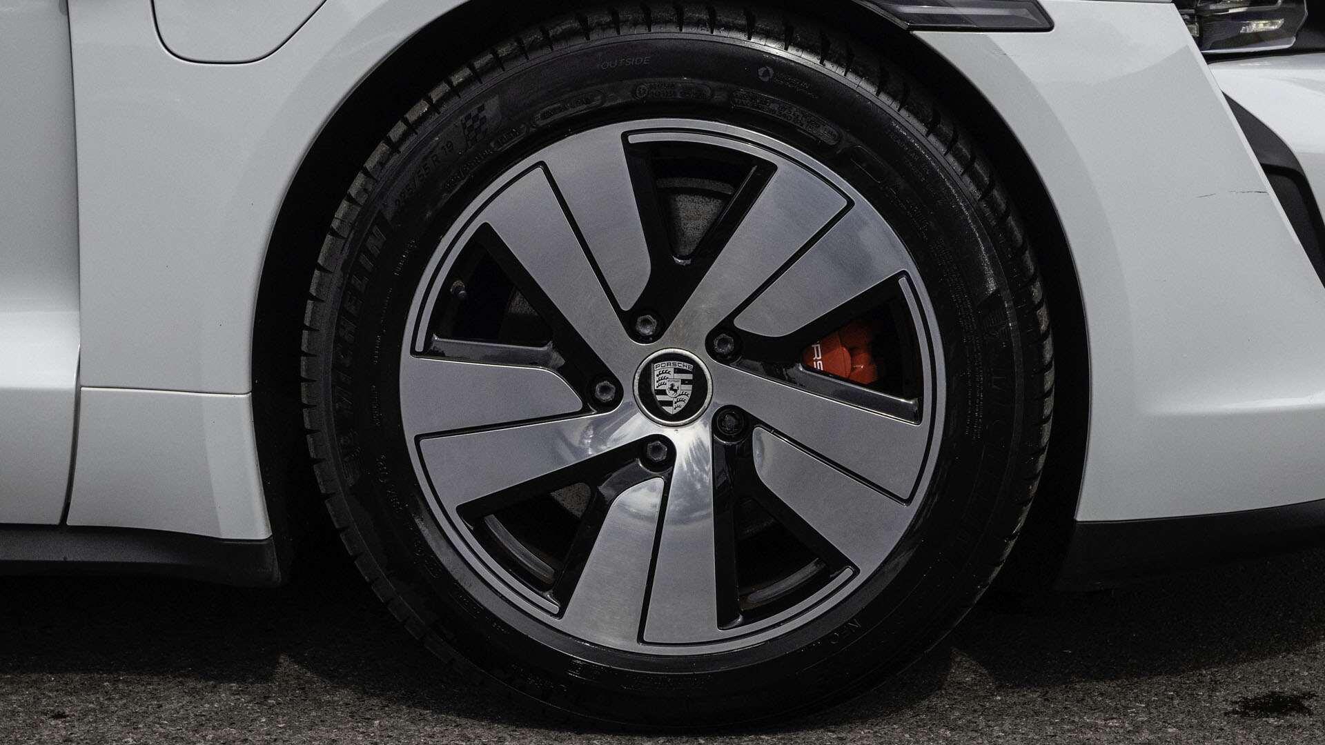 Porsche Taycan view 6