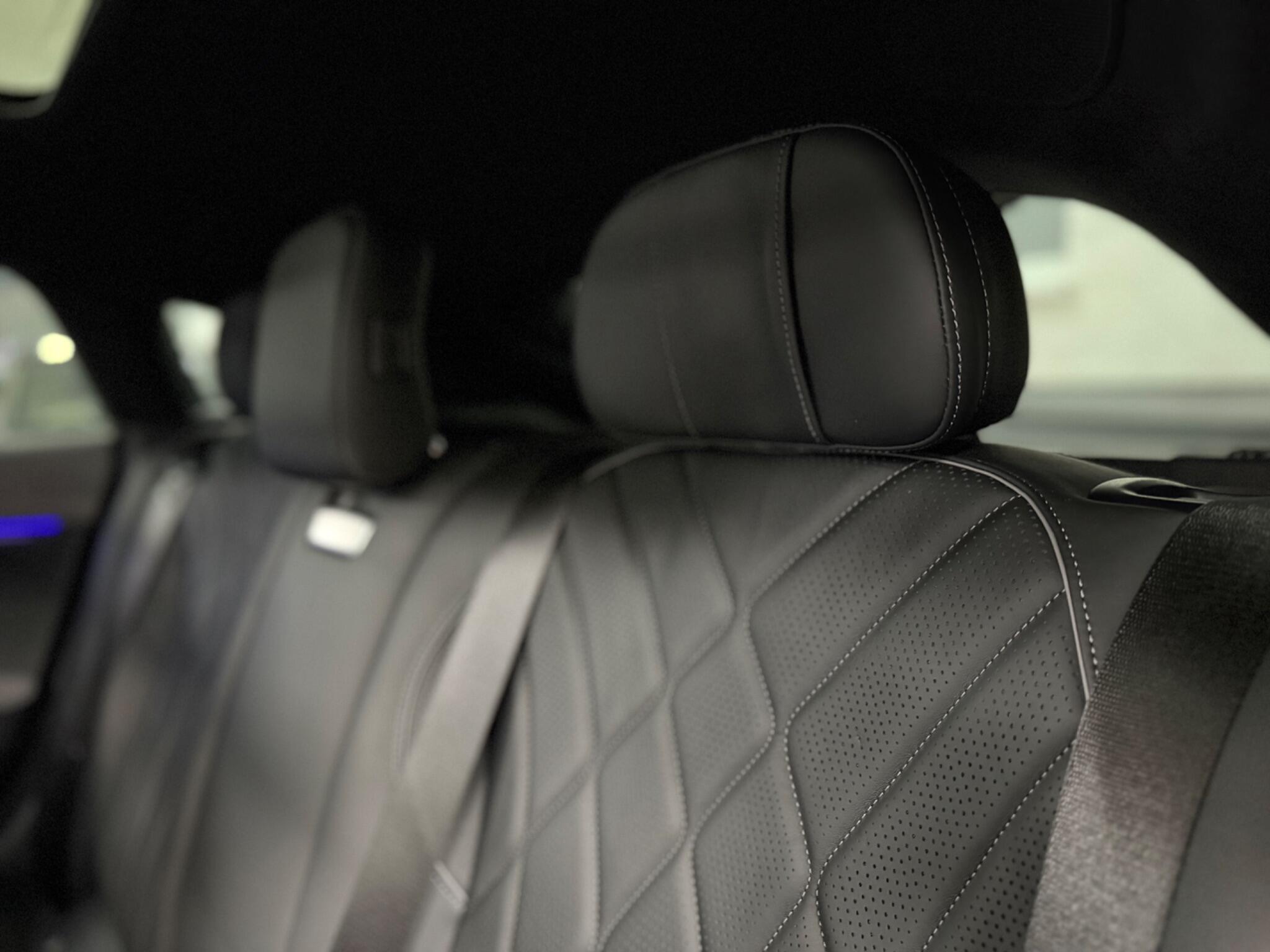 Mercedes-Benz Eqs view 57