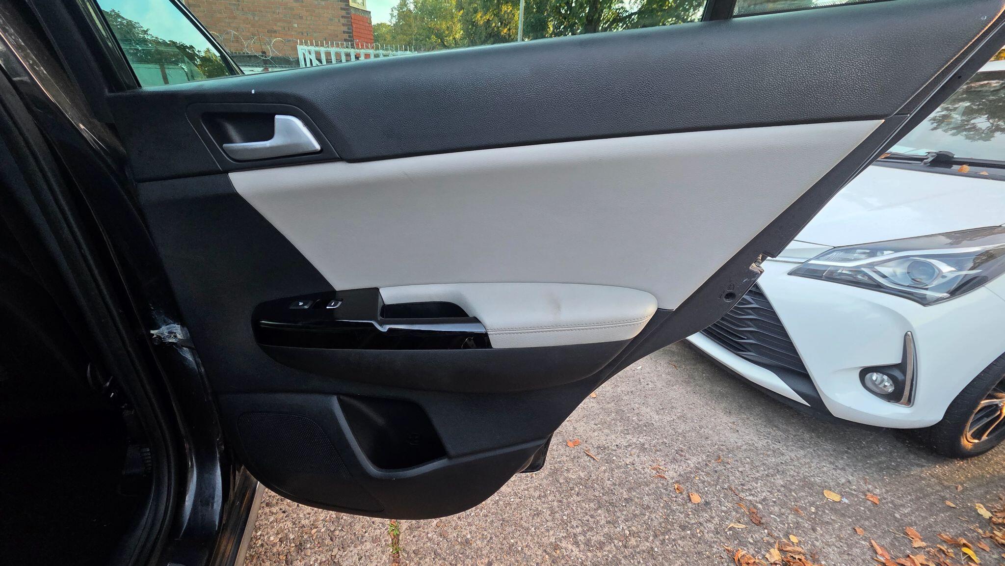 Kia Sportage view 38