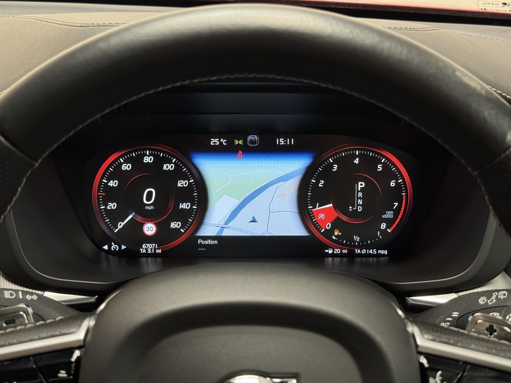 Volvo XC60 view 42