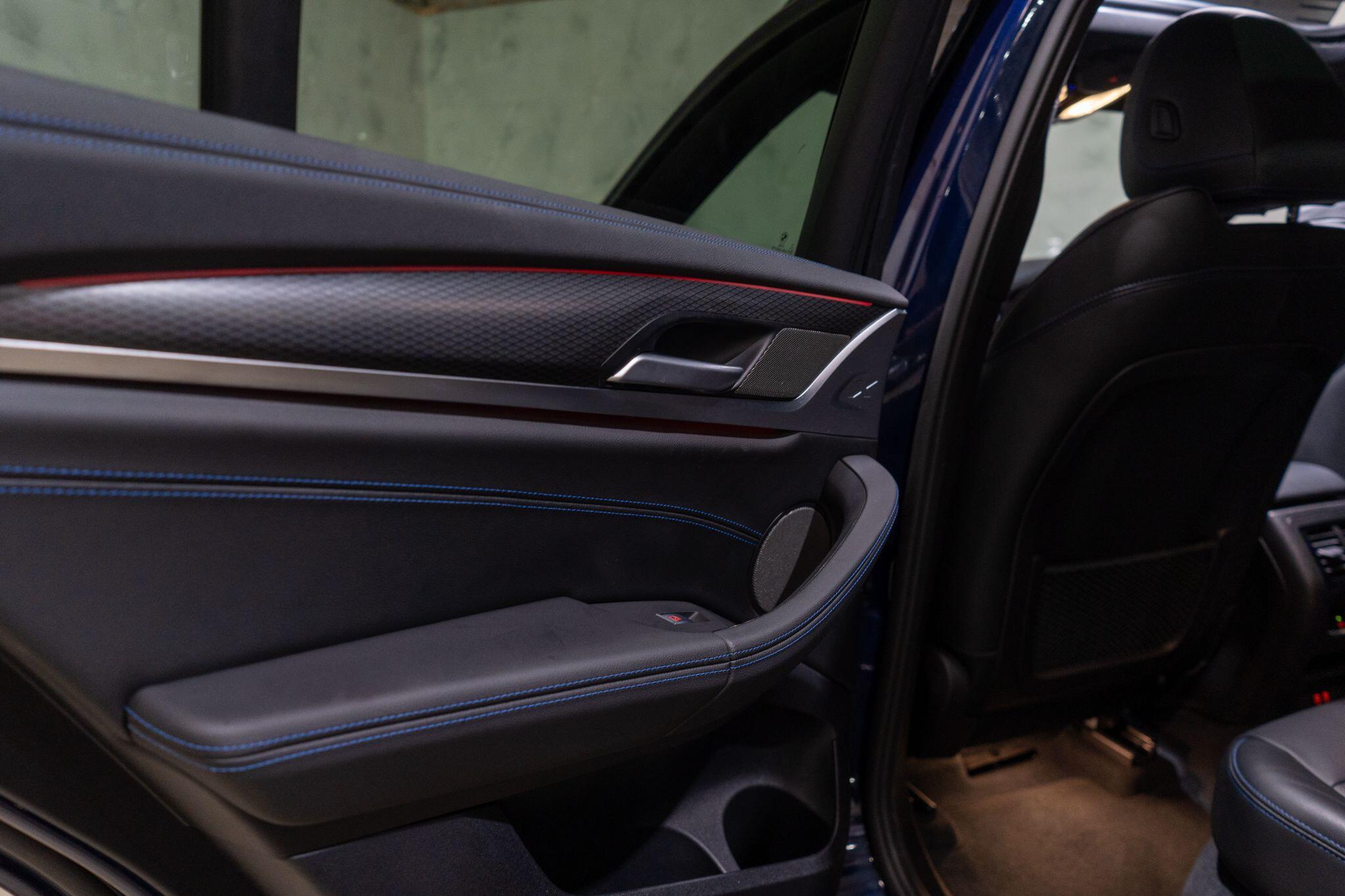 BMW X4 view 38