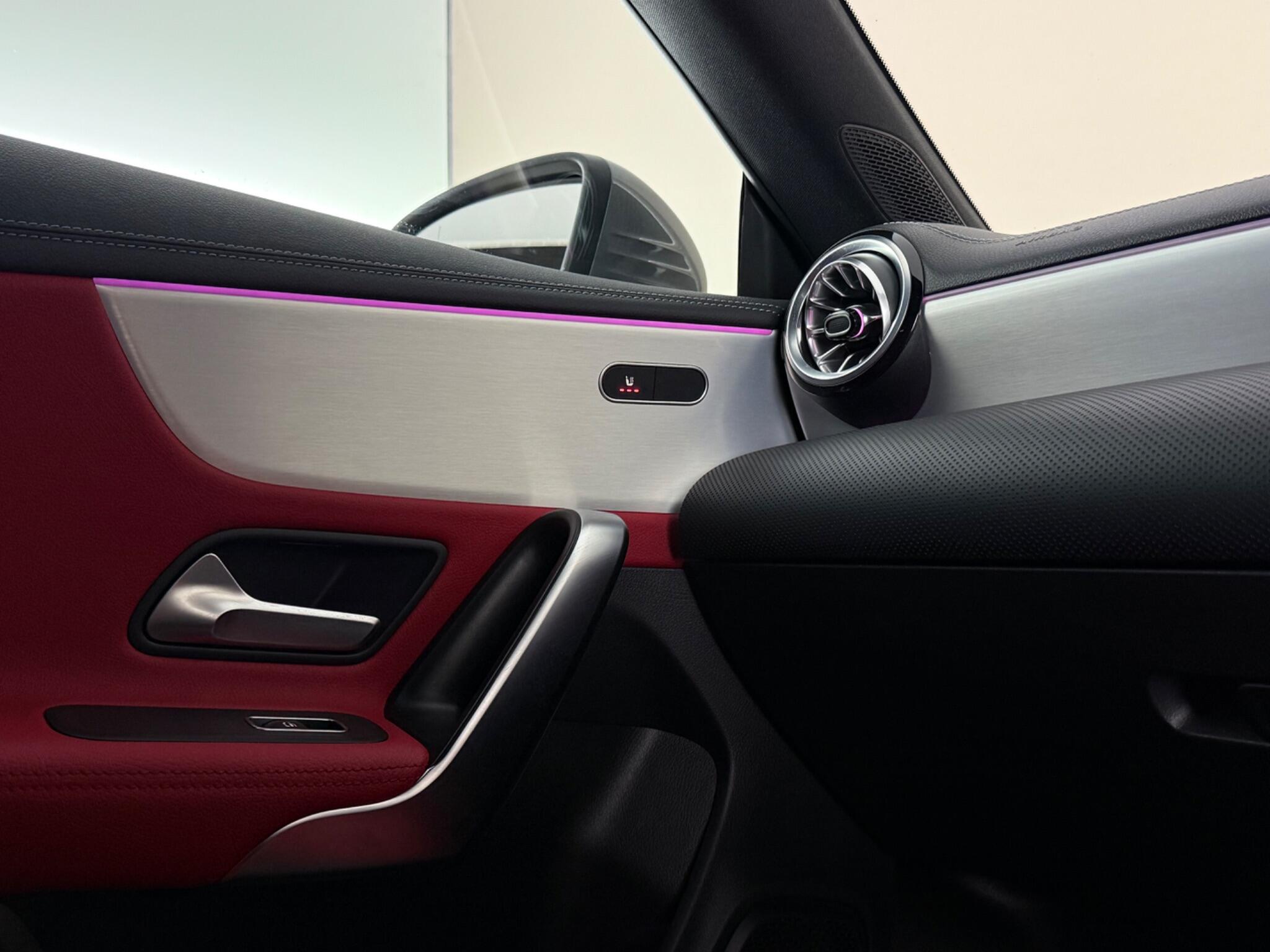 Mercedes-Benz Cla view 31