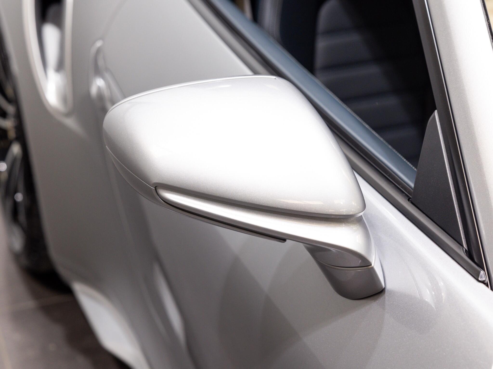 Porsche 911 view 15