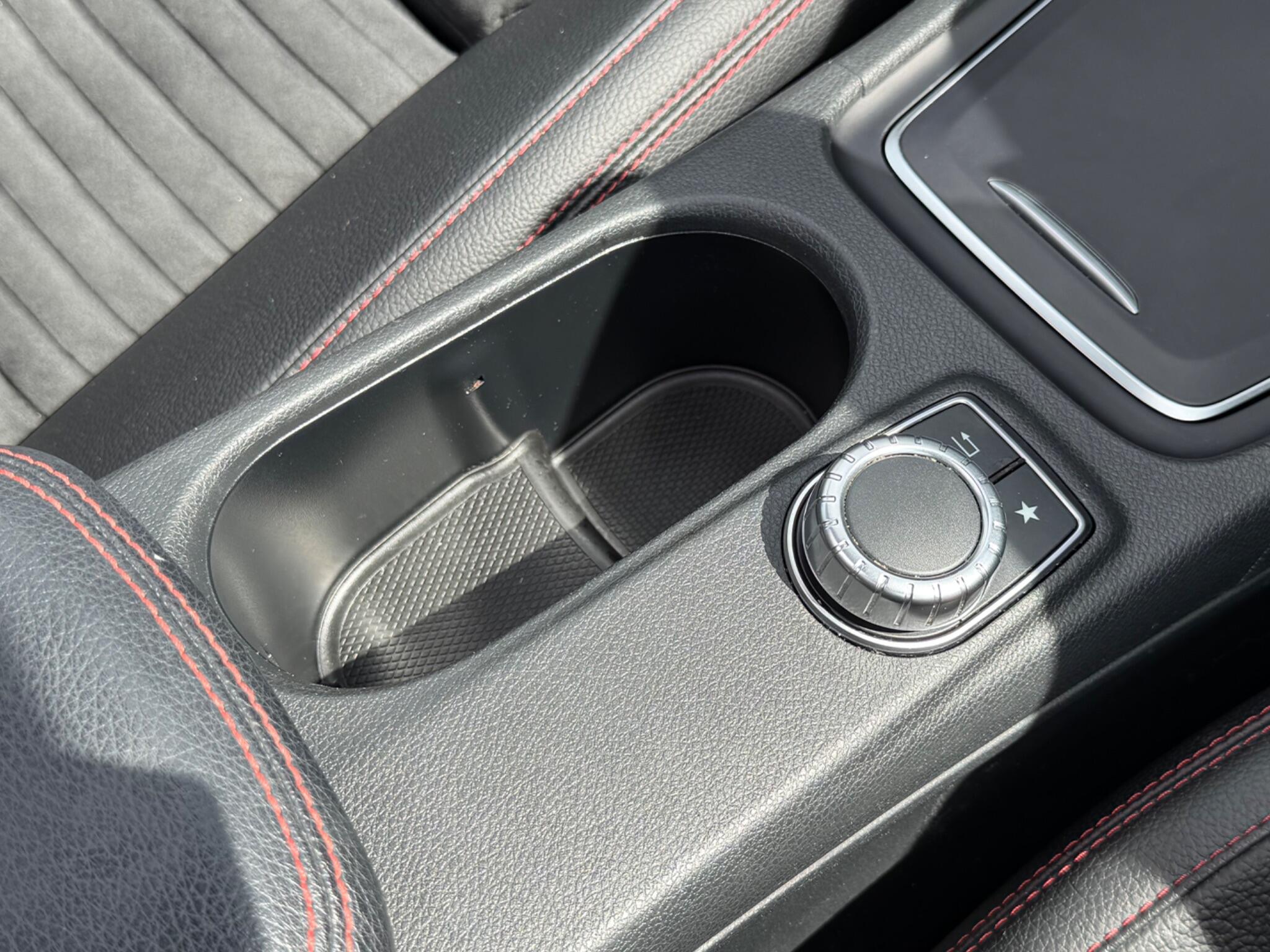Mercedes-Benz Cla view 43