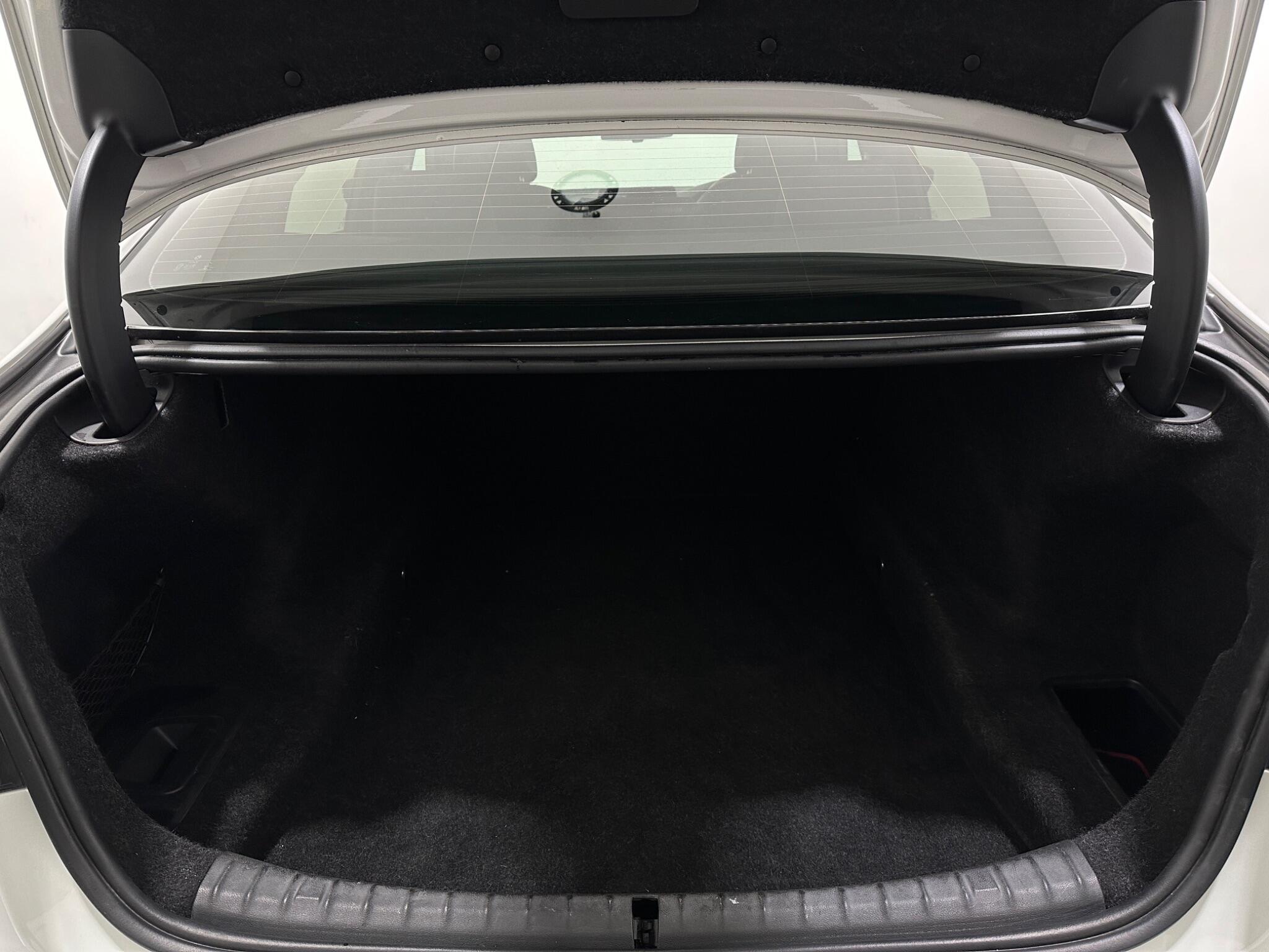 BMW 5 Series view 45