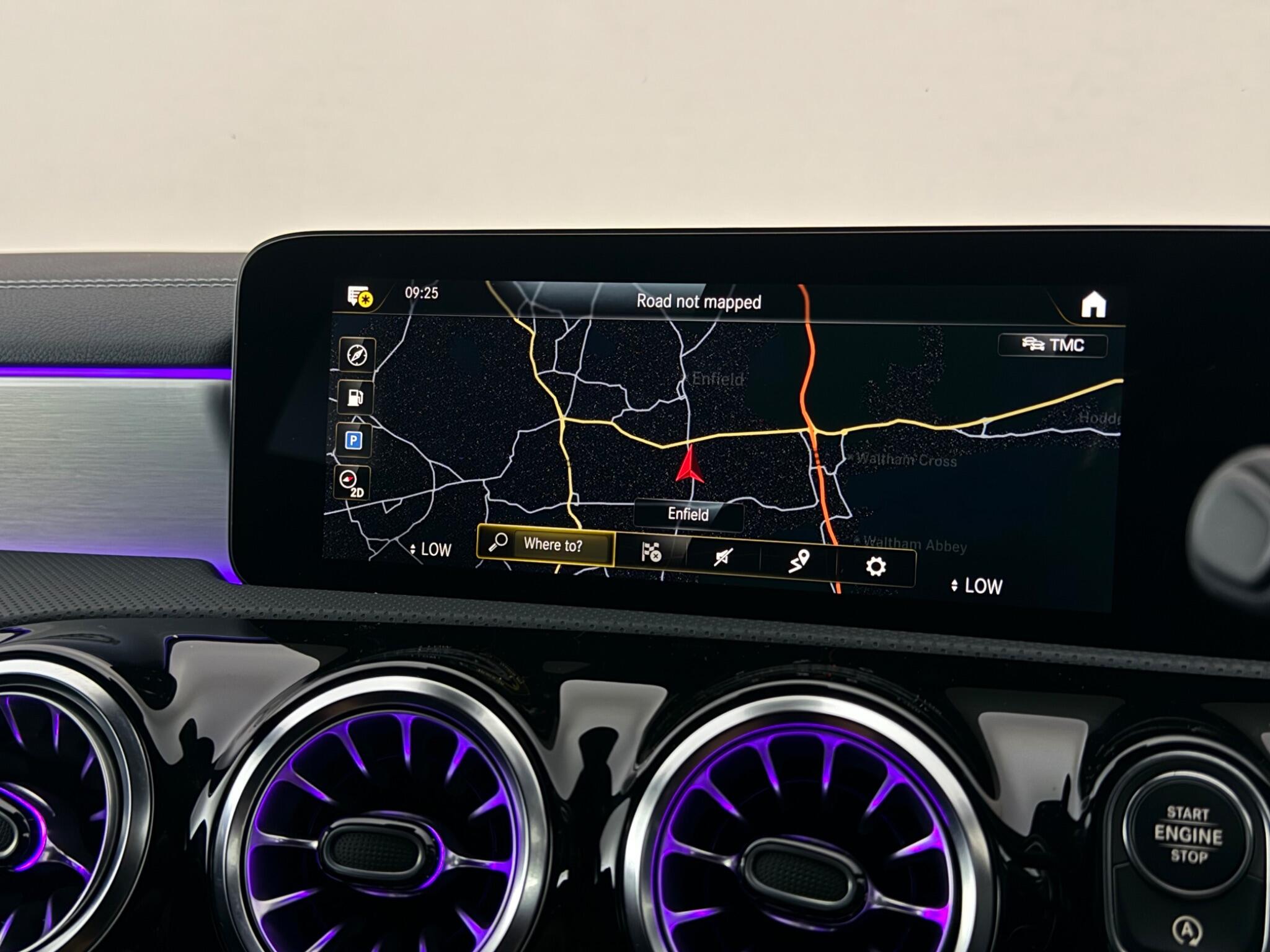 Mercedes-Benz Cla view 27