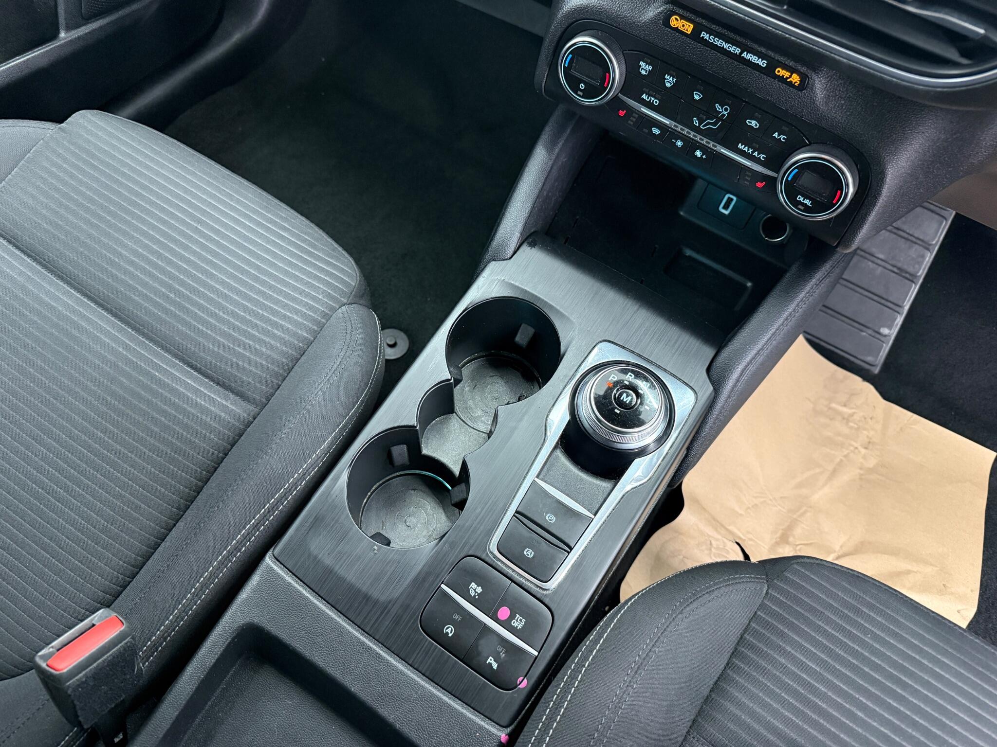 Ford Focus view 48