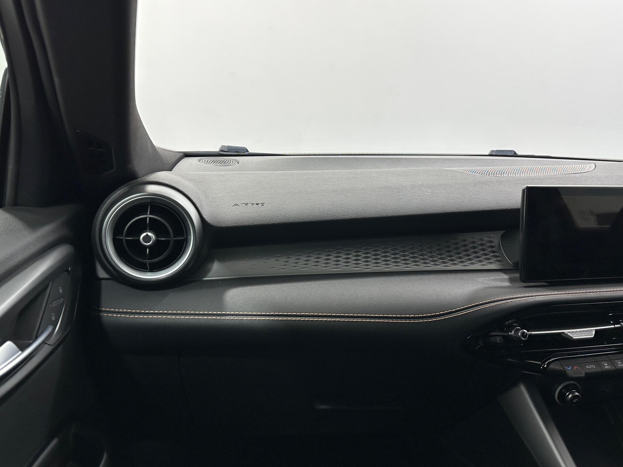 Alfa Romeo Tonale view 28