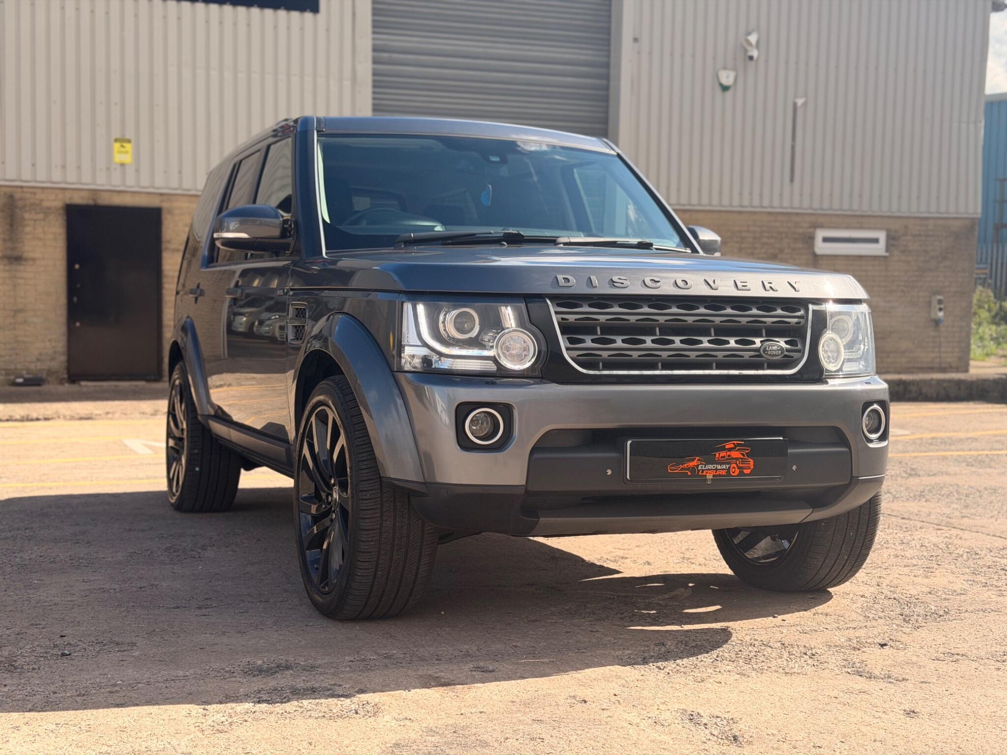 Land Rover Discovery view 8