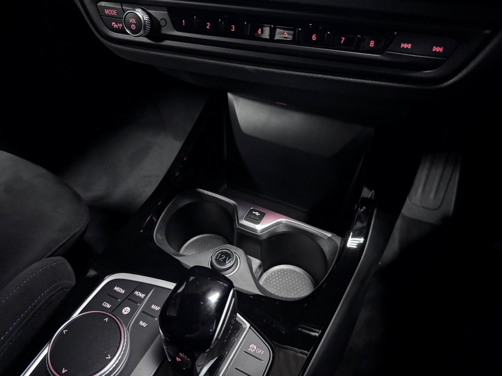 BMW 1 Series view 35