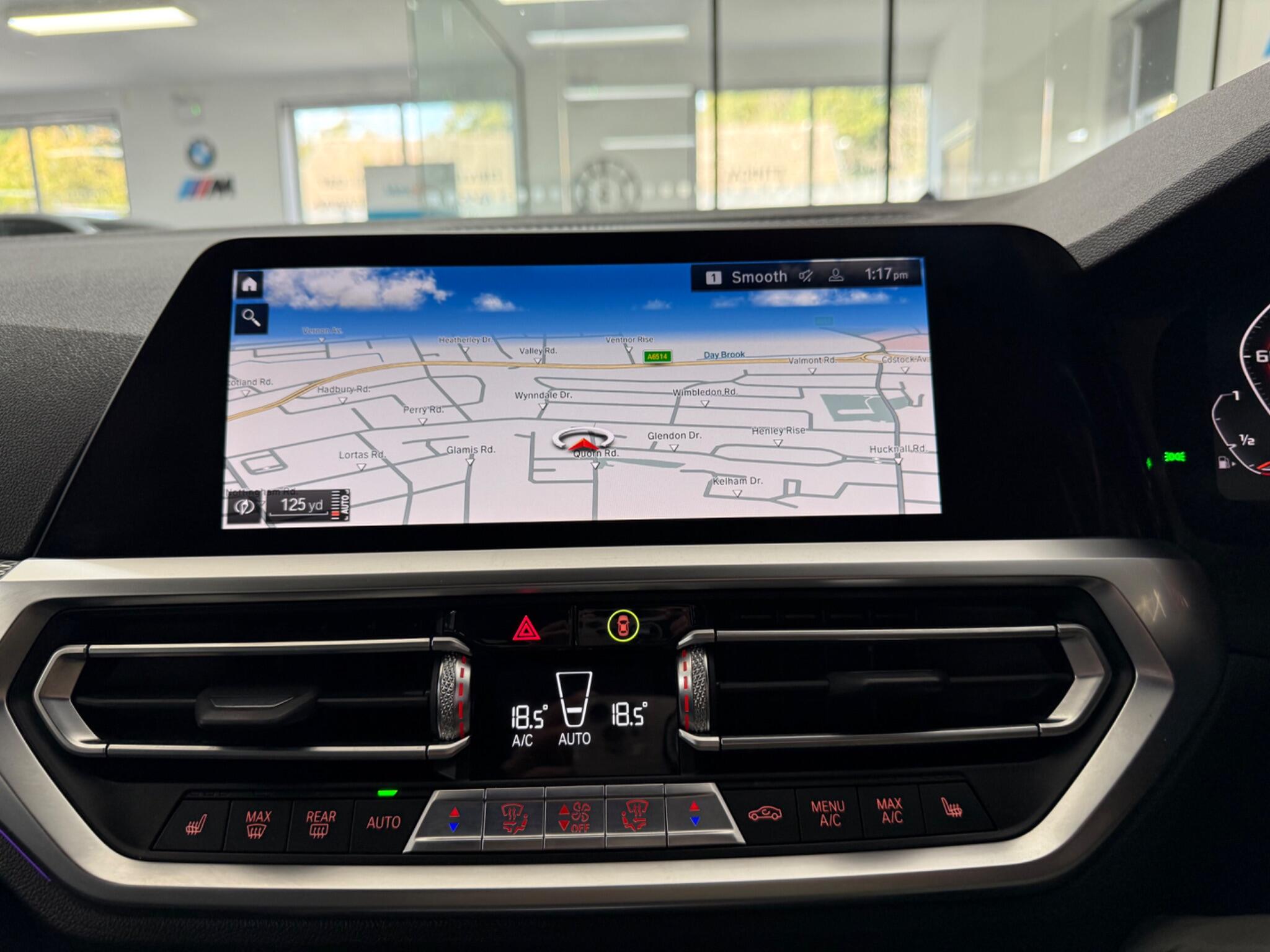 BMW 3 Series view 12