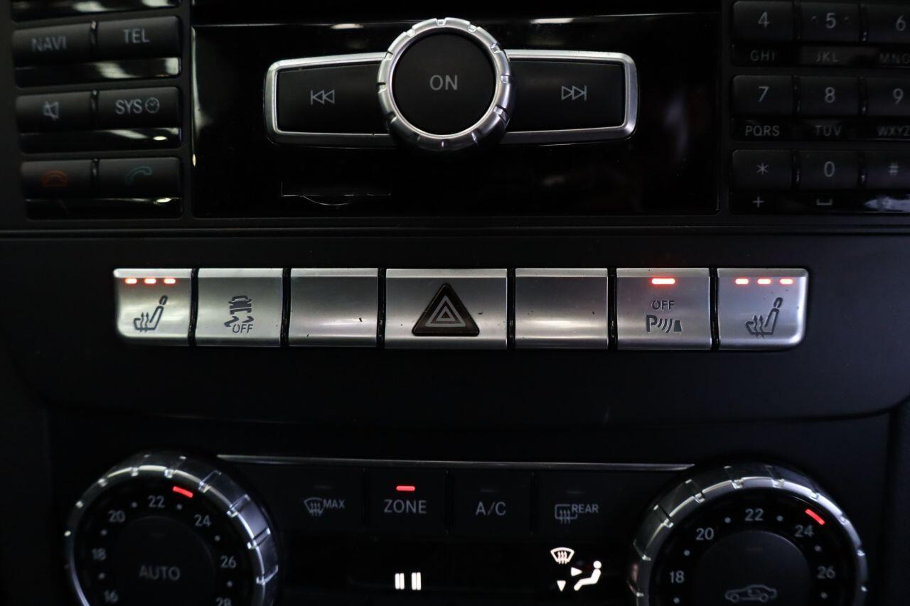 Mercedes-Benz C-Class view 17