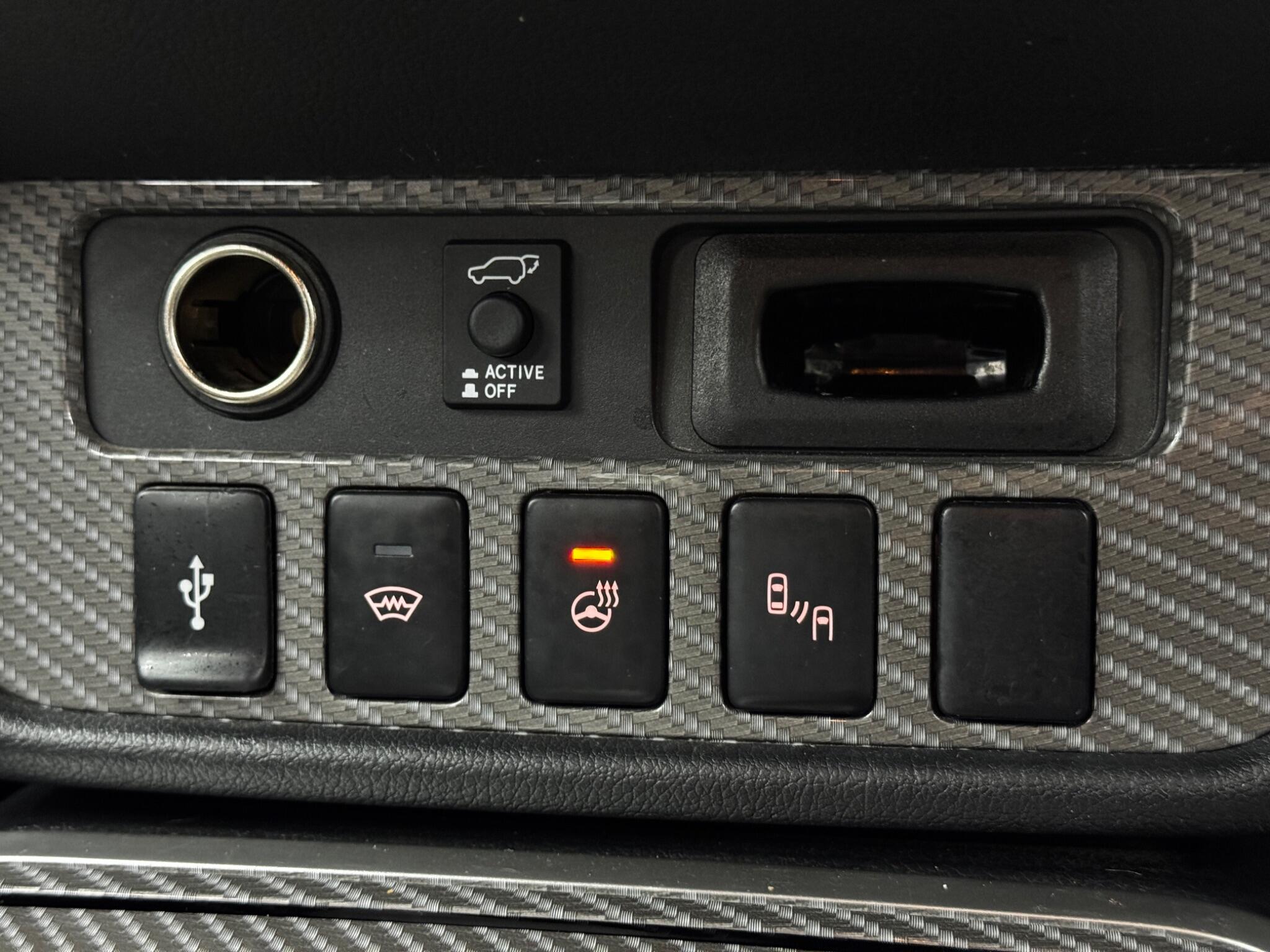 Mitsubishi Outlander view 27