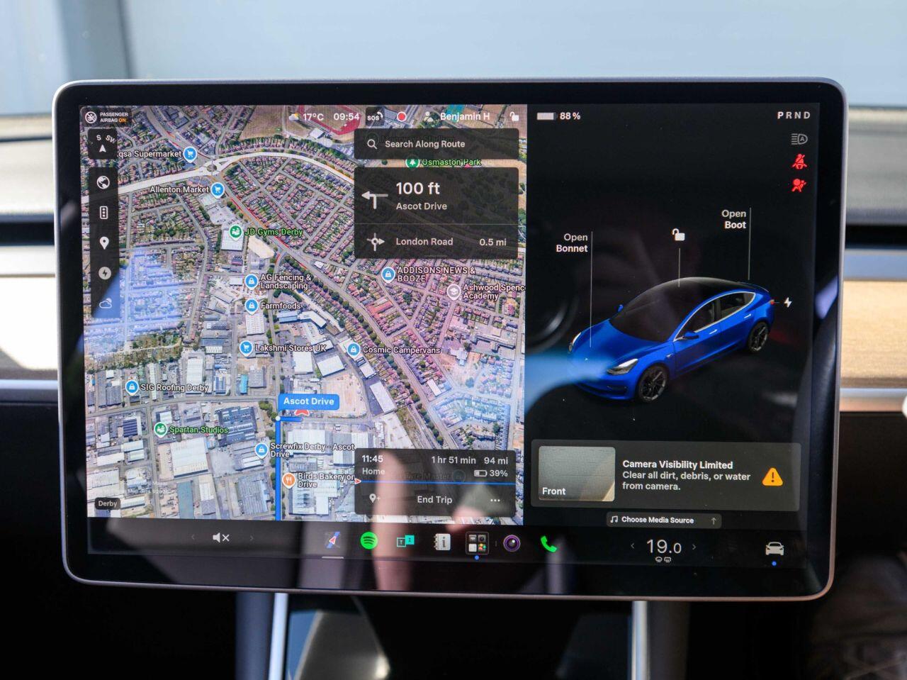 Tesla Model 3 view 22