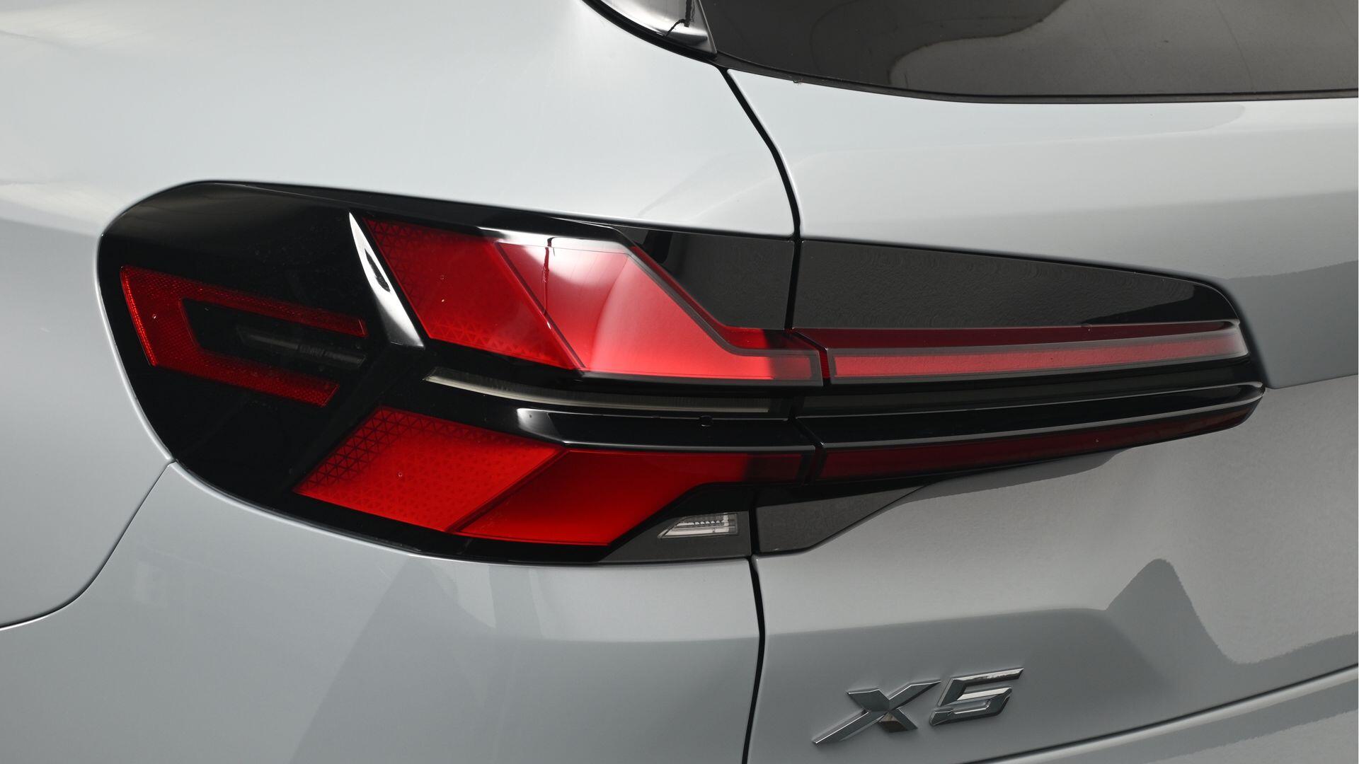 BMW X5 view 22
